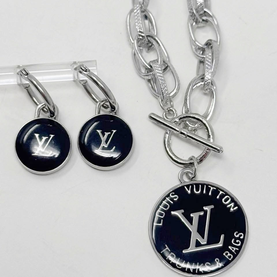 The Lyssa Set