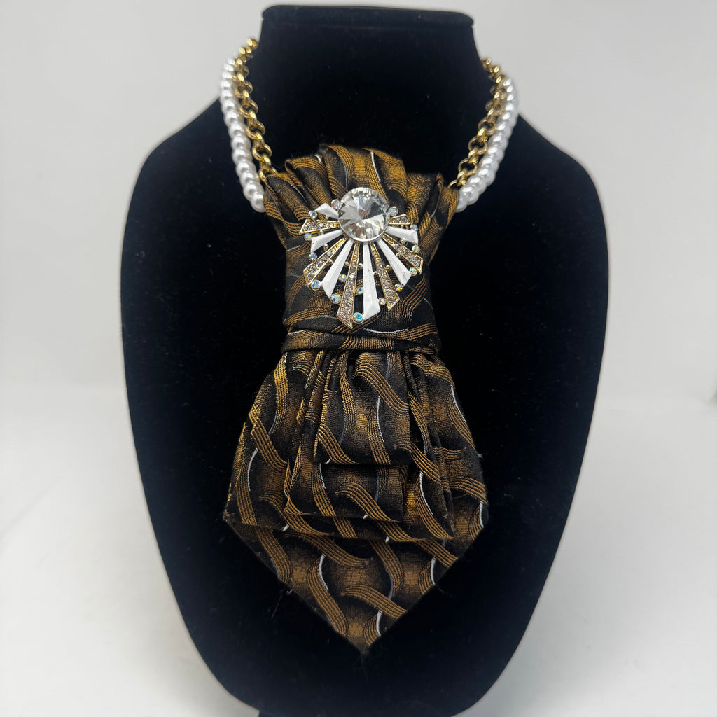 The Maeve Tie Necklace