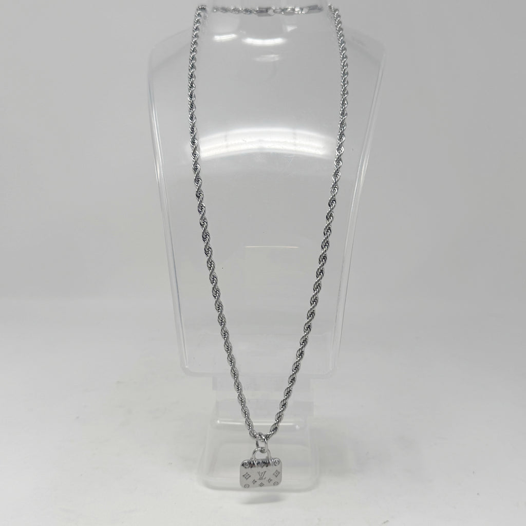 The Silver Speedy II Necklace
