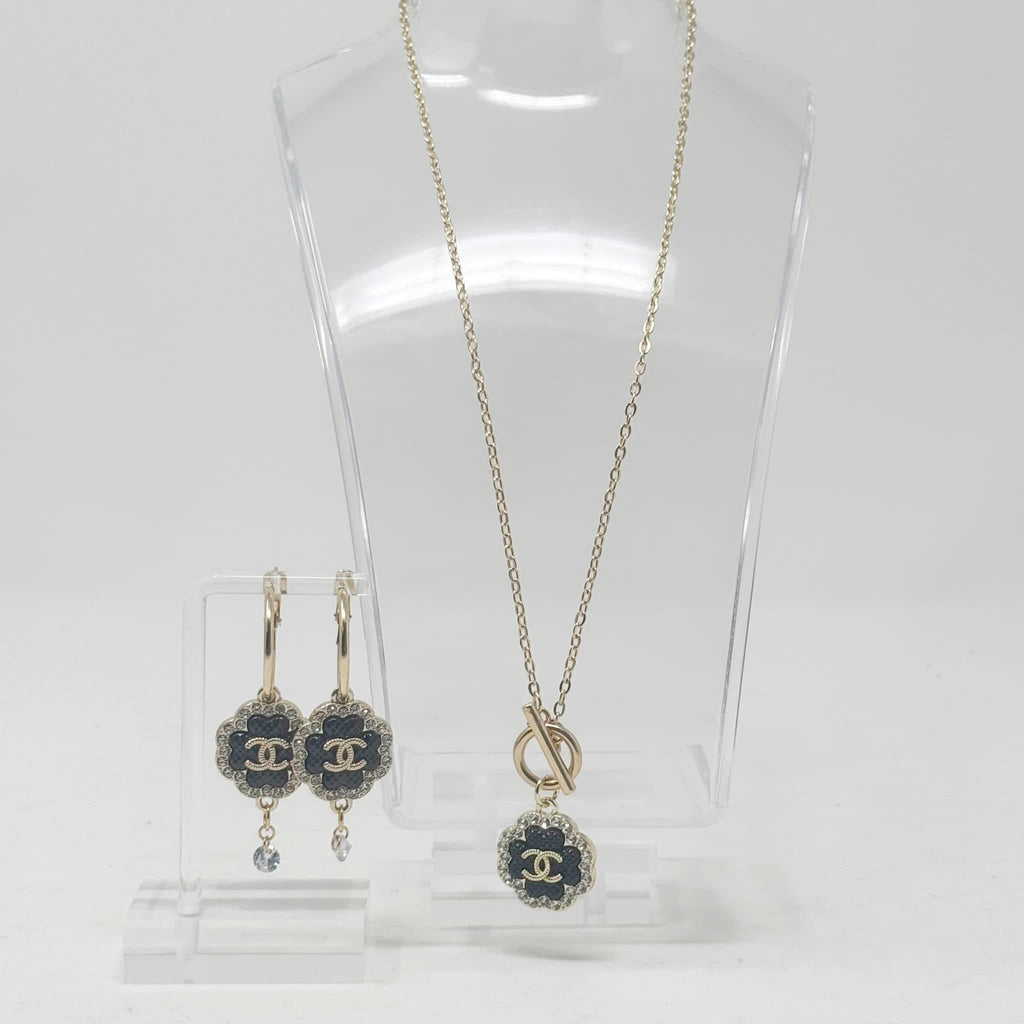 The Clover Set