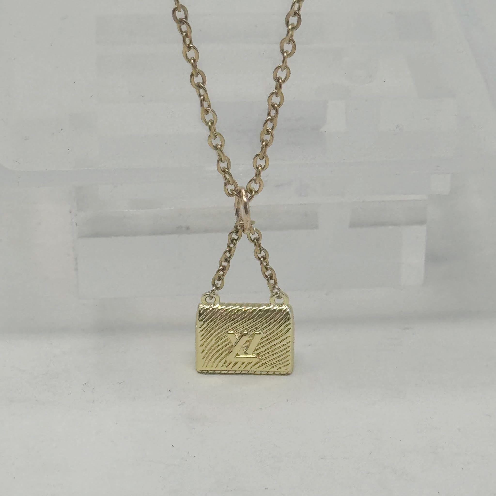 The Little Handbag Necklace