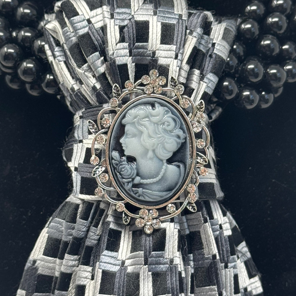 The Wynona Tie Necklace