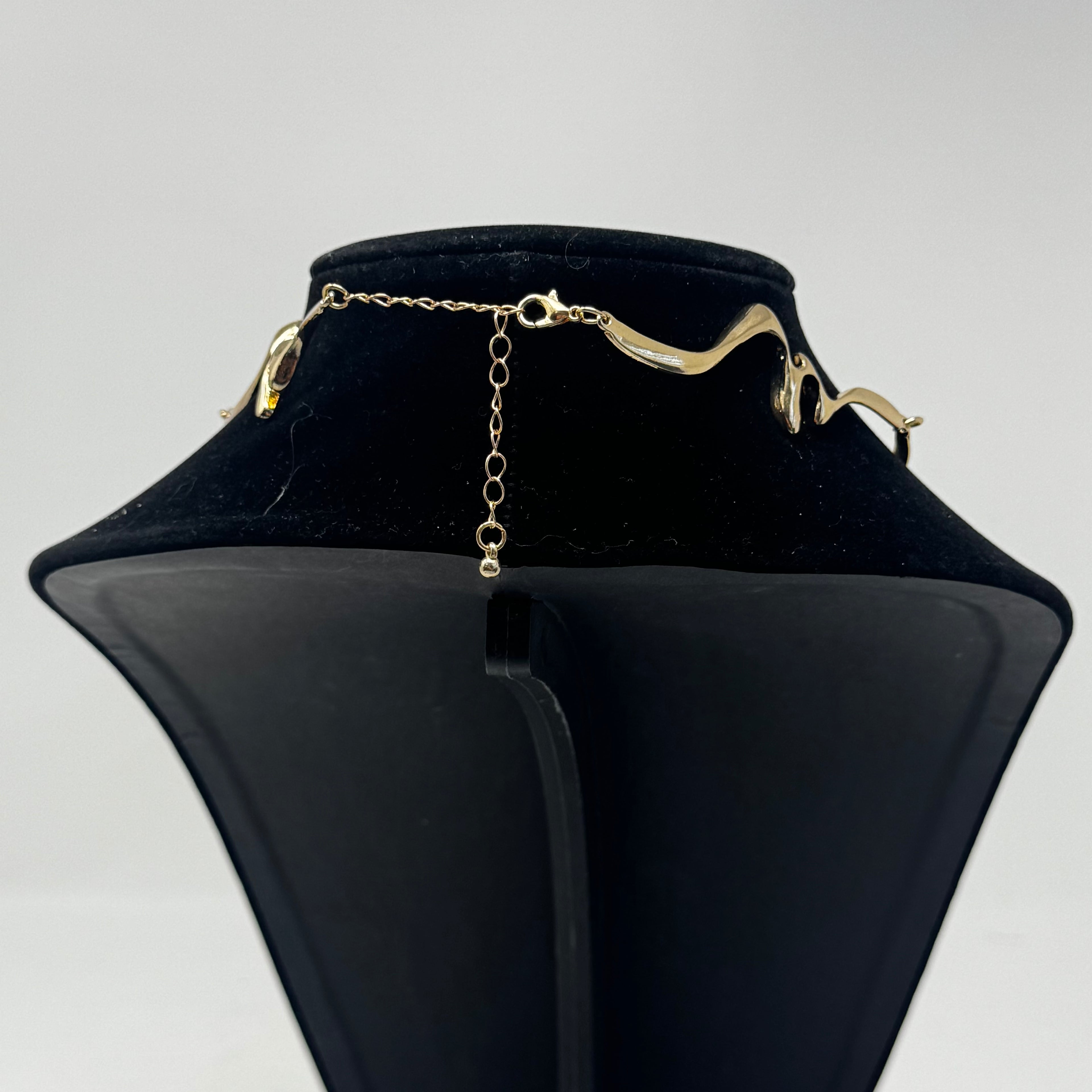 The Astin Tie Necklace
