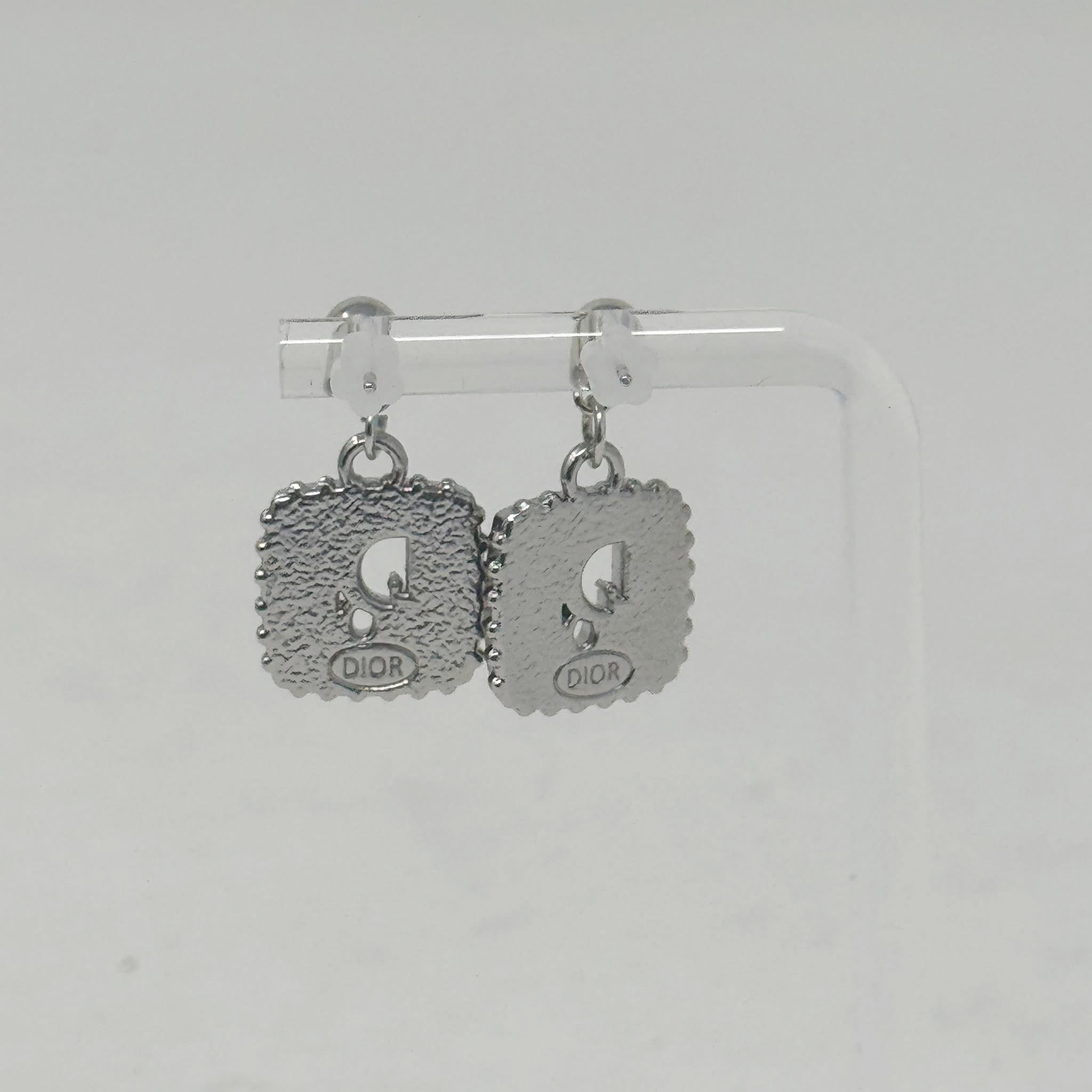 The Daisy Earrings