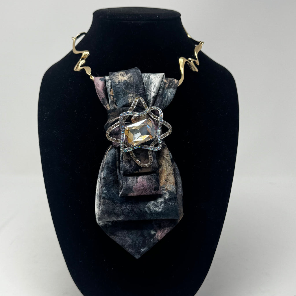 The Astin Tie Necklace