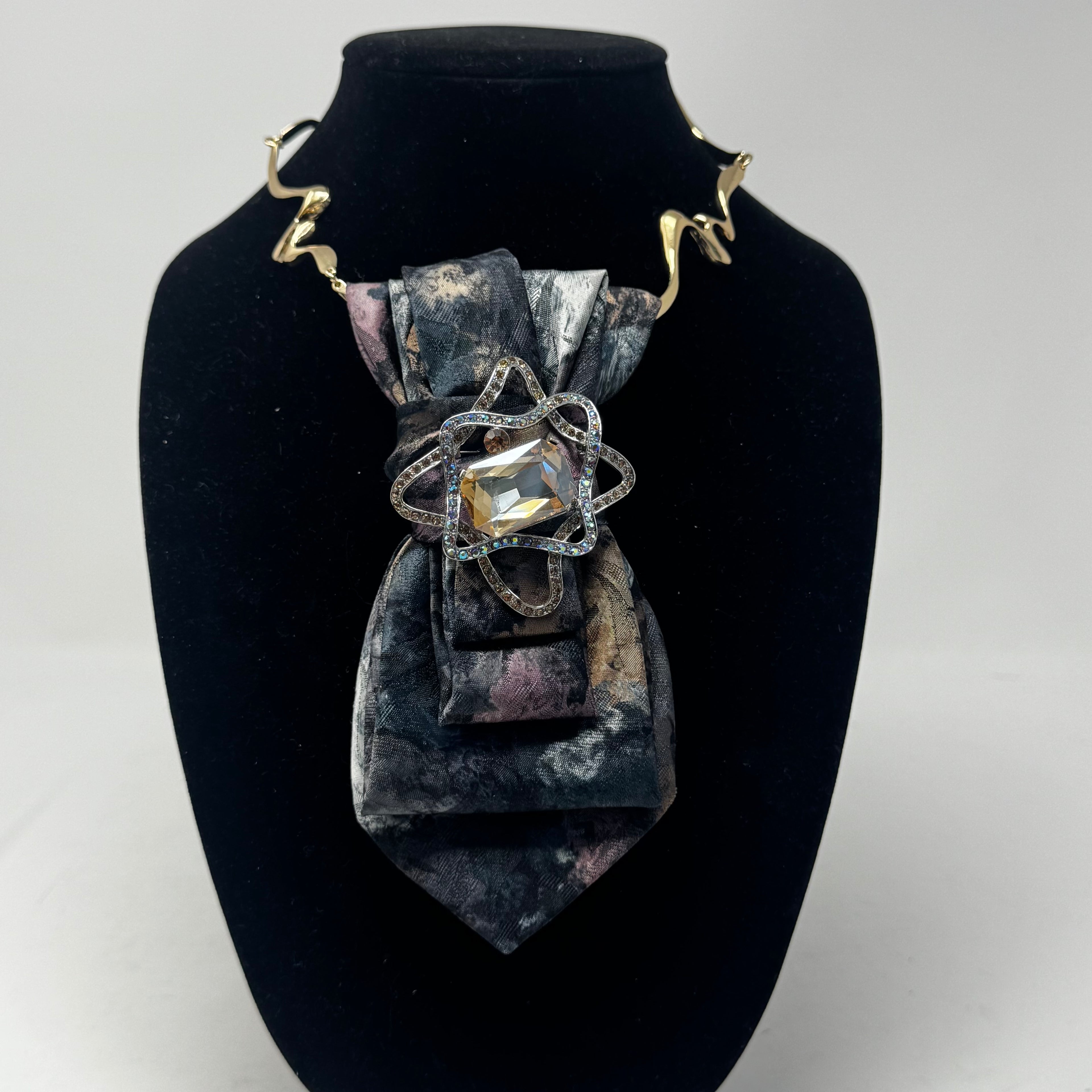 The Astin Tie Necklace