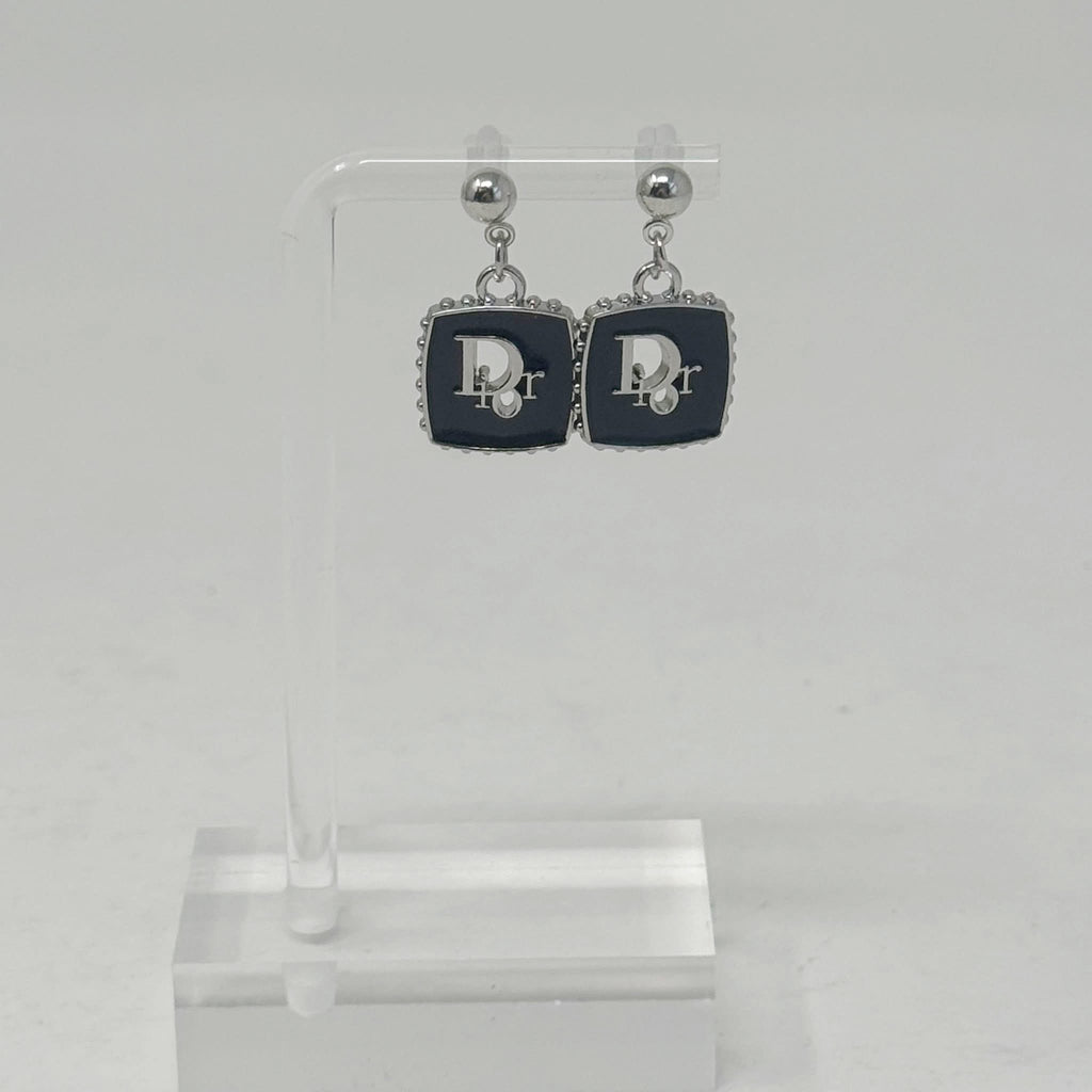 The Daisy Earrings