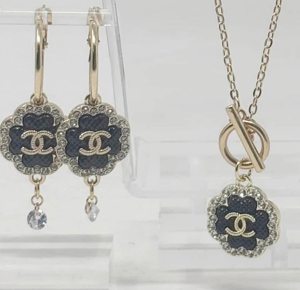 The Clover Set