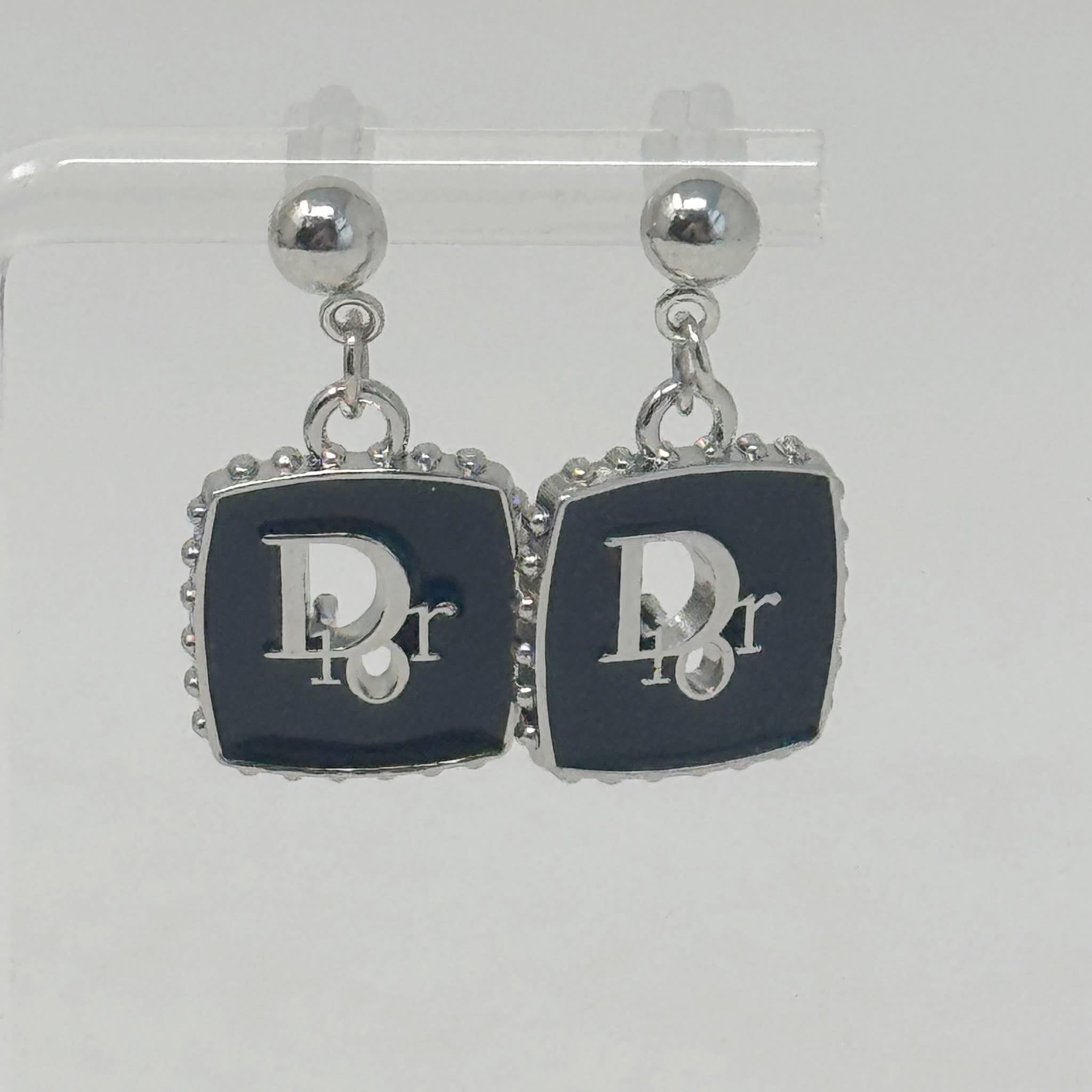 The Daisy Earrings