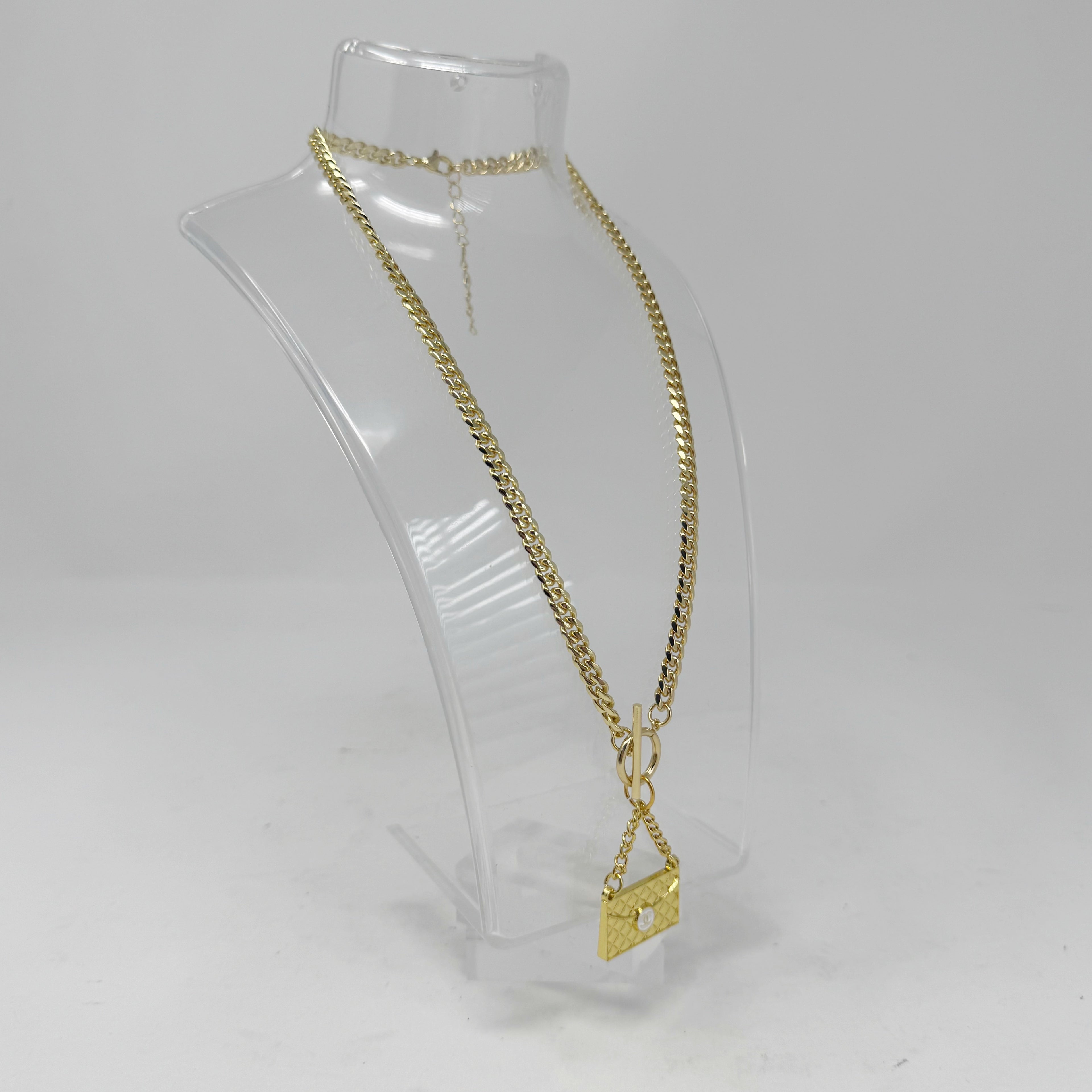 The Cleo Necklace