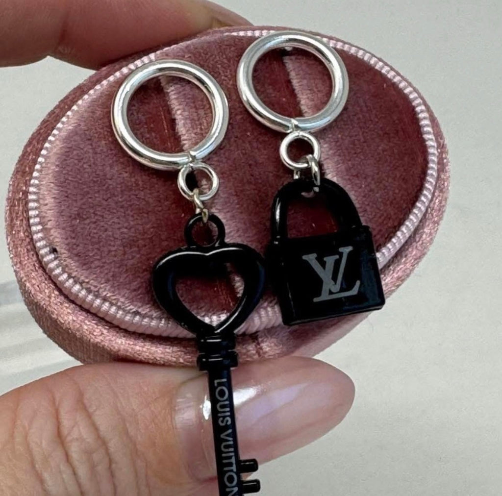 The Combination Black Earrings