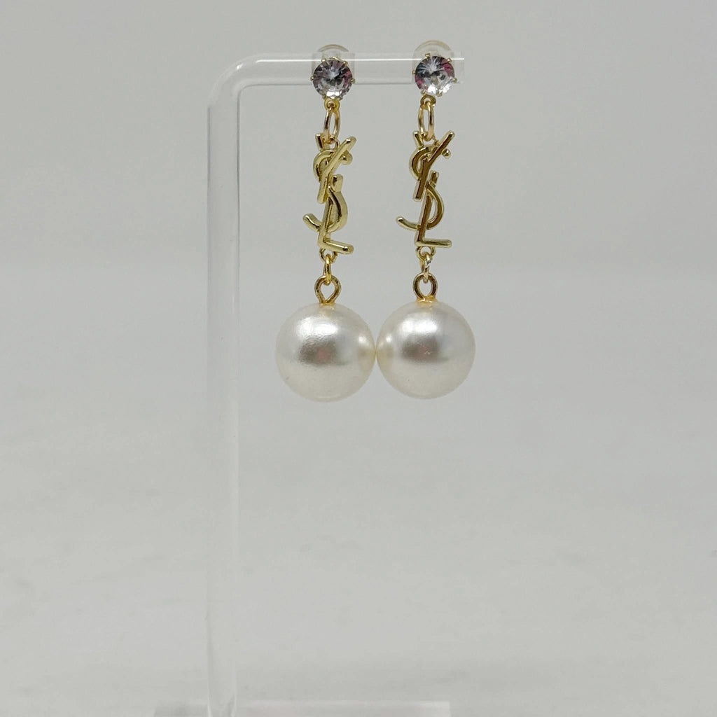The Yvey Earrings