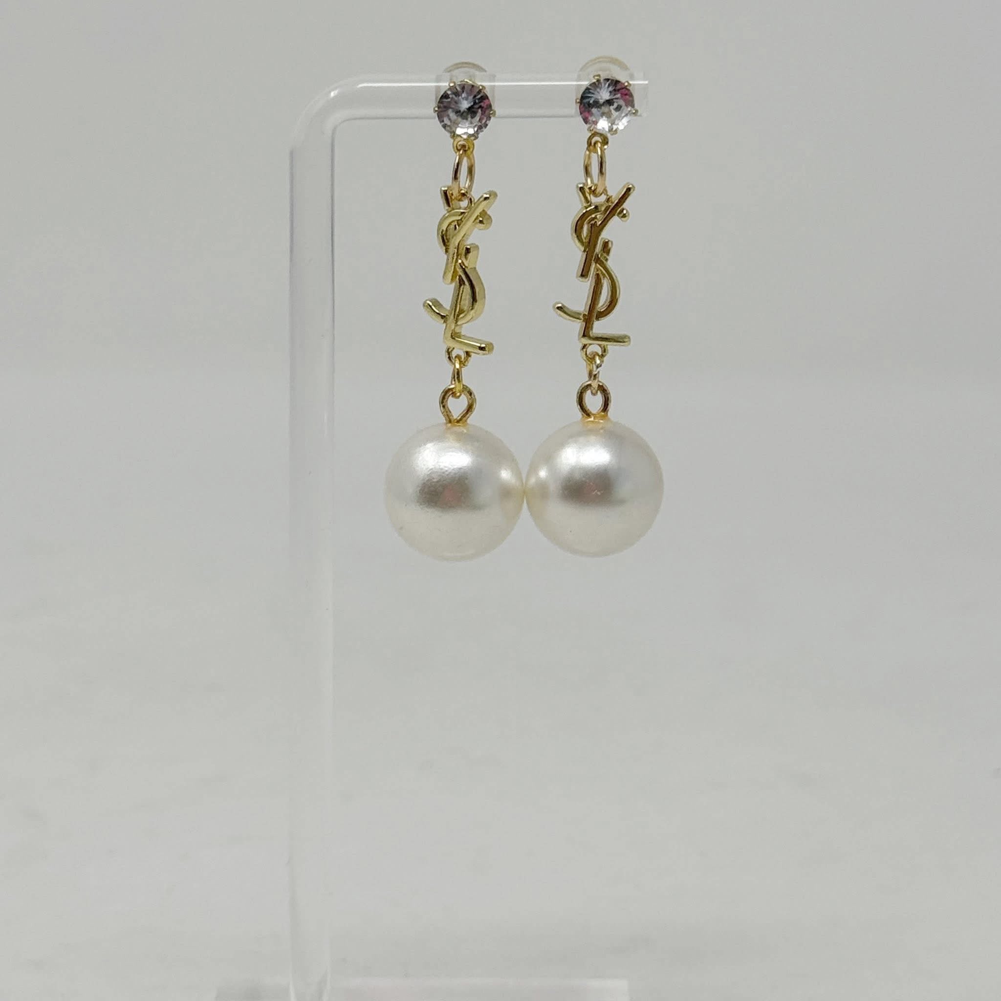 The Yvey Earrings