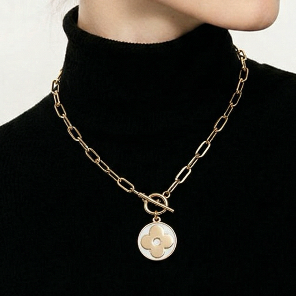 The Lorelei Necklace