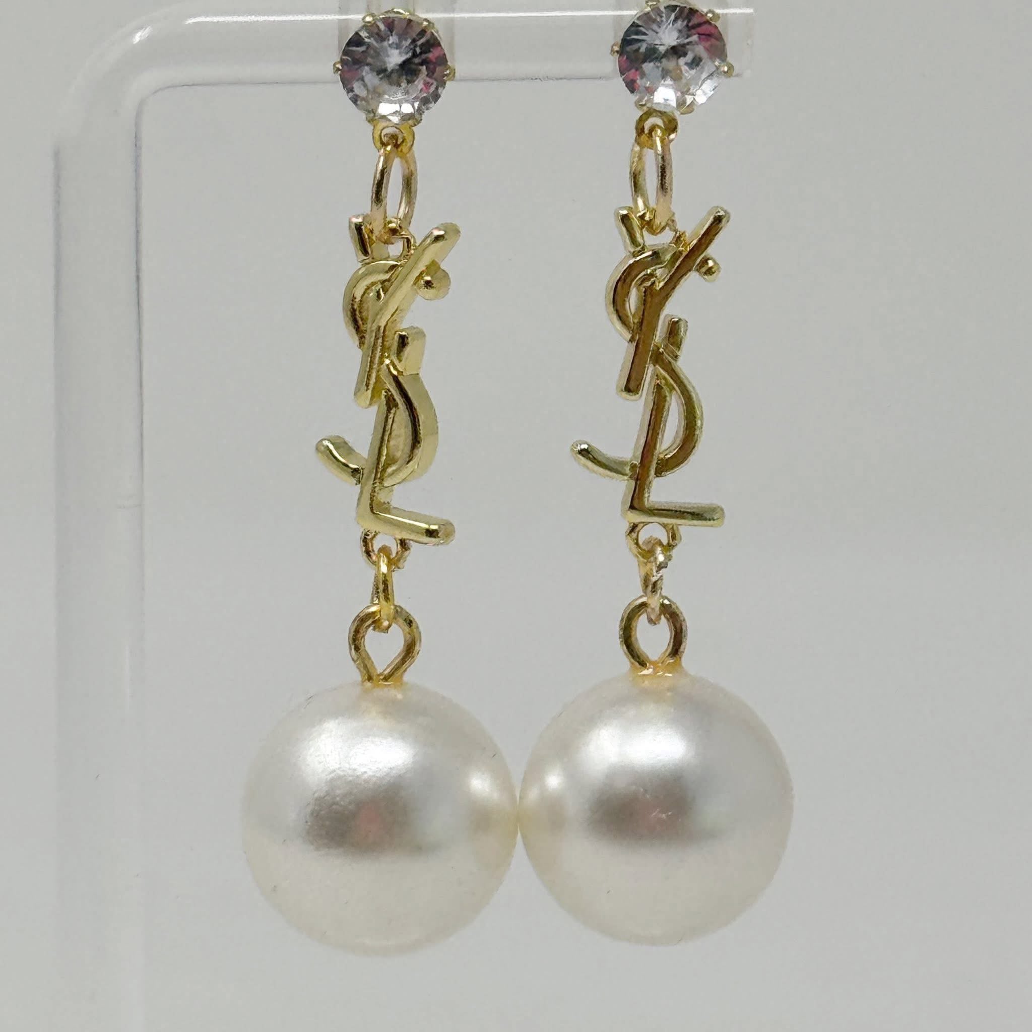 The Yvey Earrings