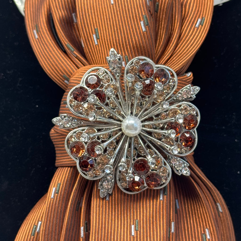 The Frenchi Tie Necklace