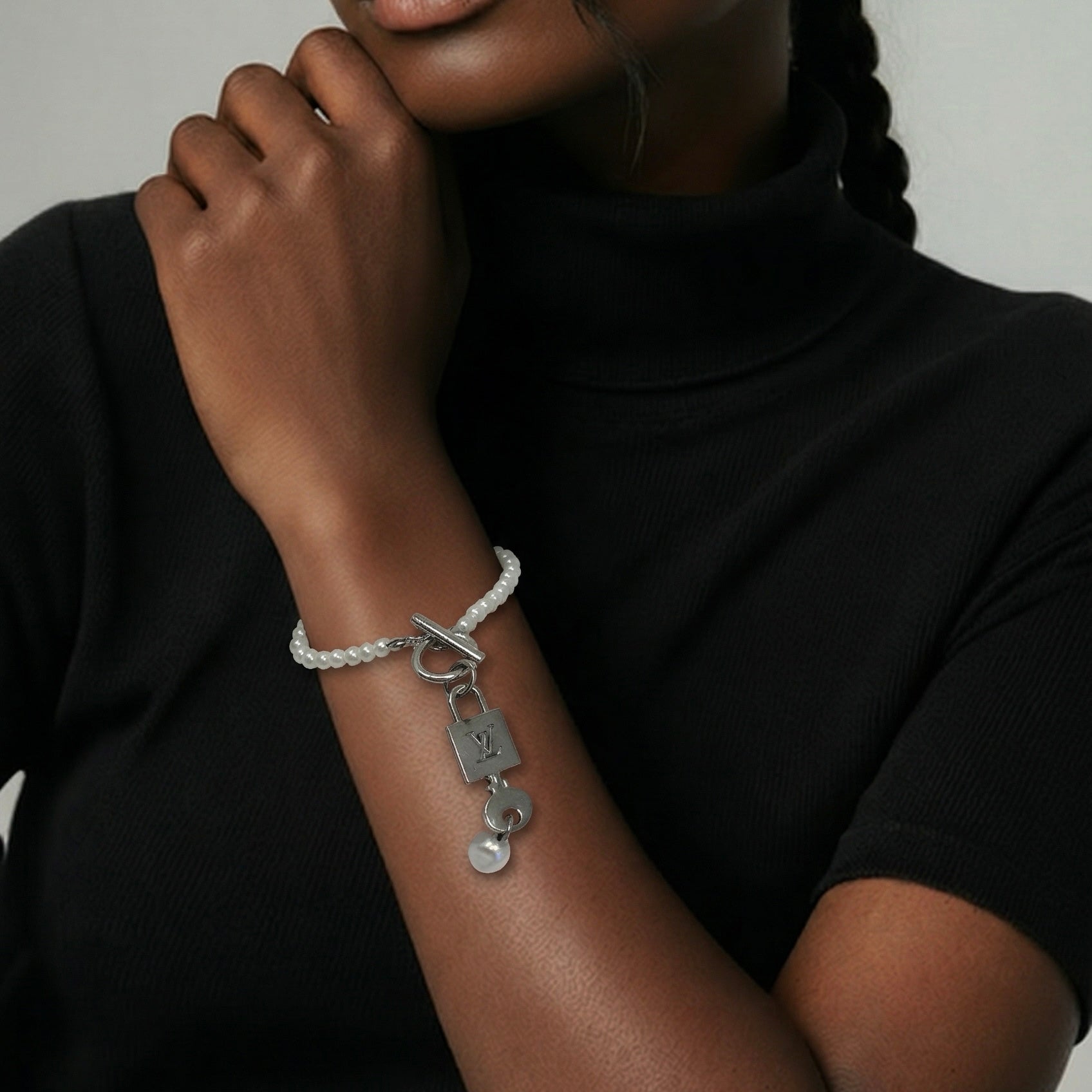 The Latch Bracelet