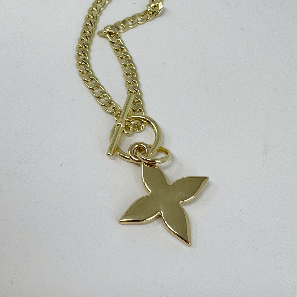 The Fleur Necklace