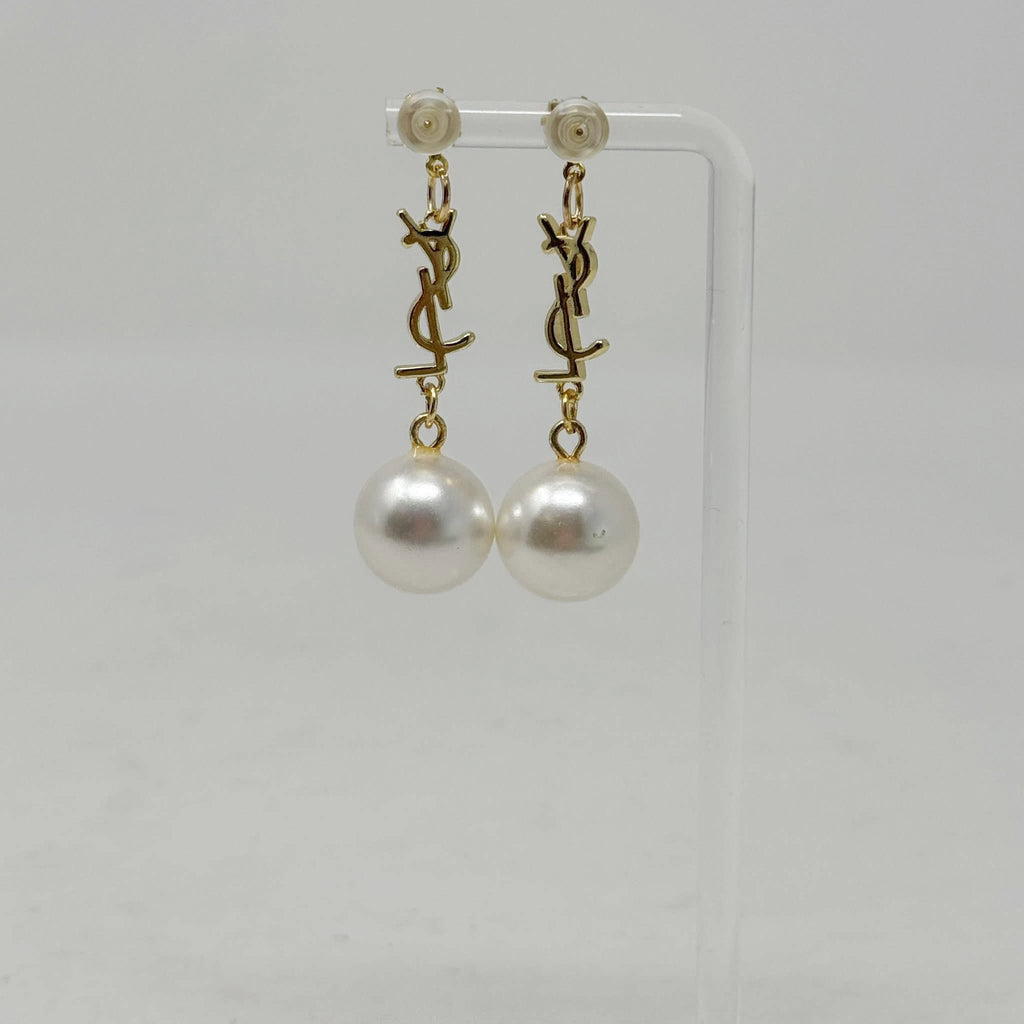 The Yvey Earrings