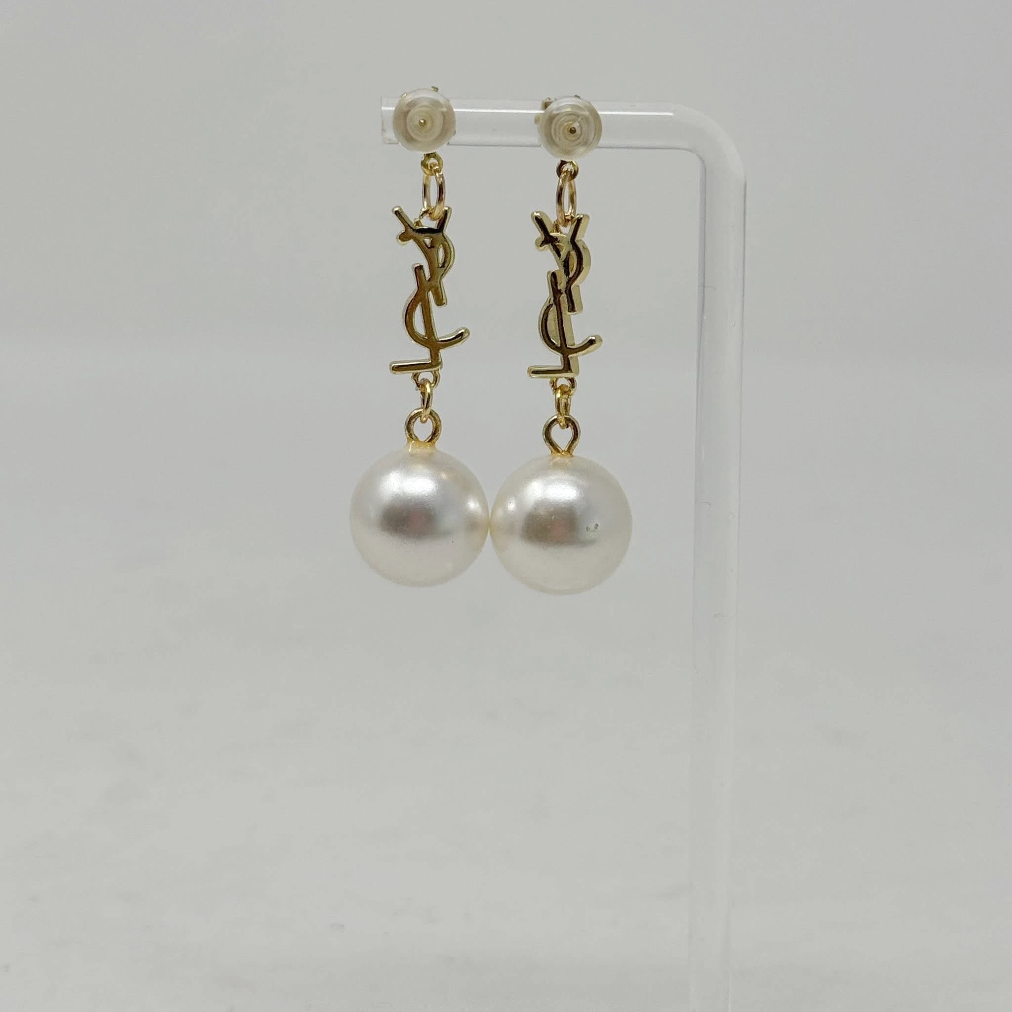 The Yvey Earrings