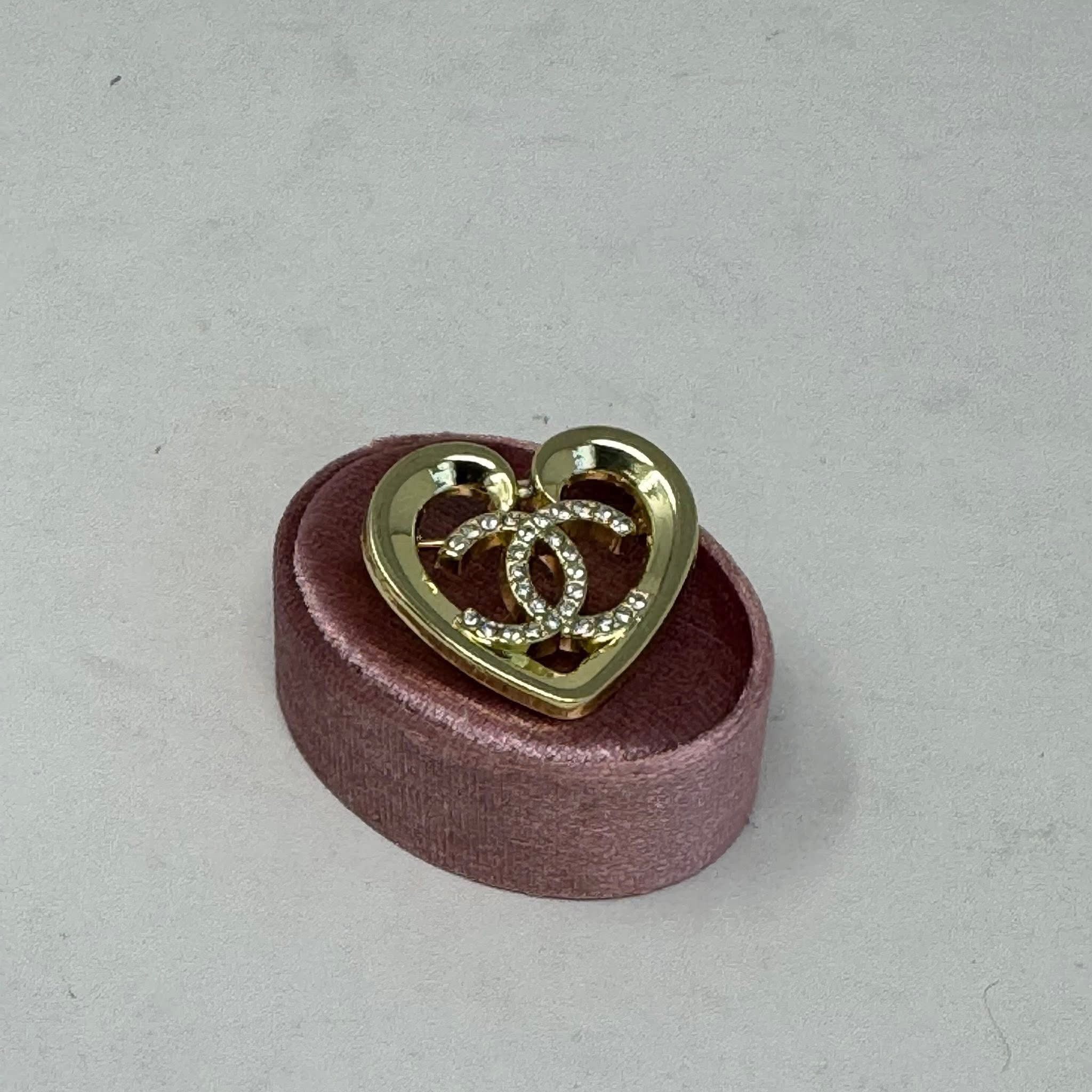 The Heart of Gold Brooch