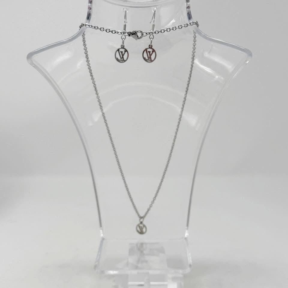 The Leesa Set