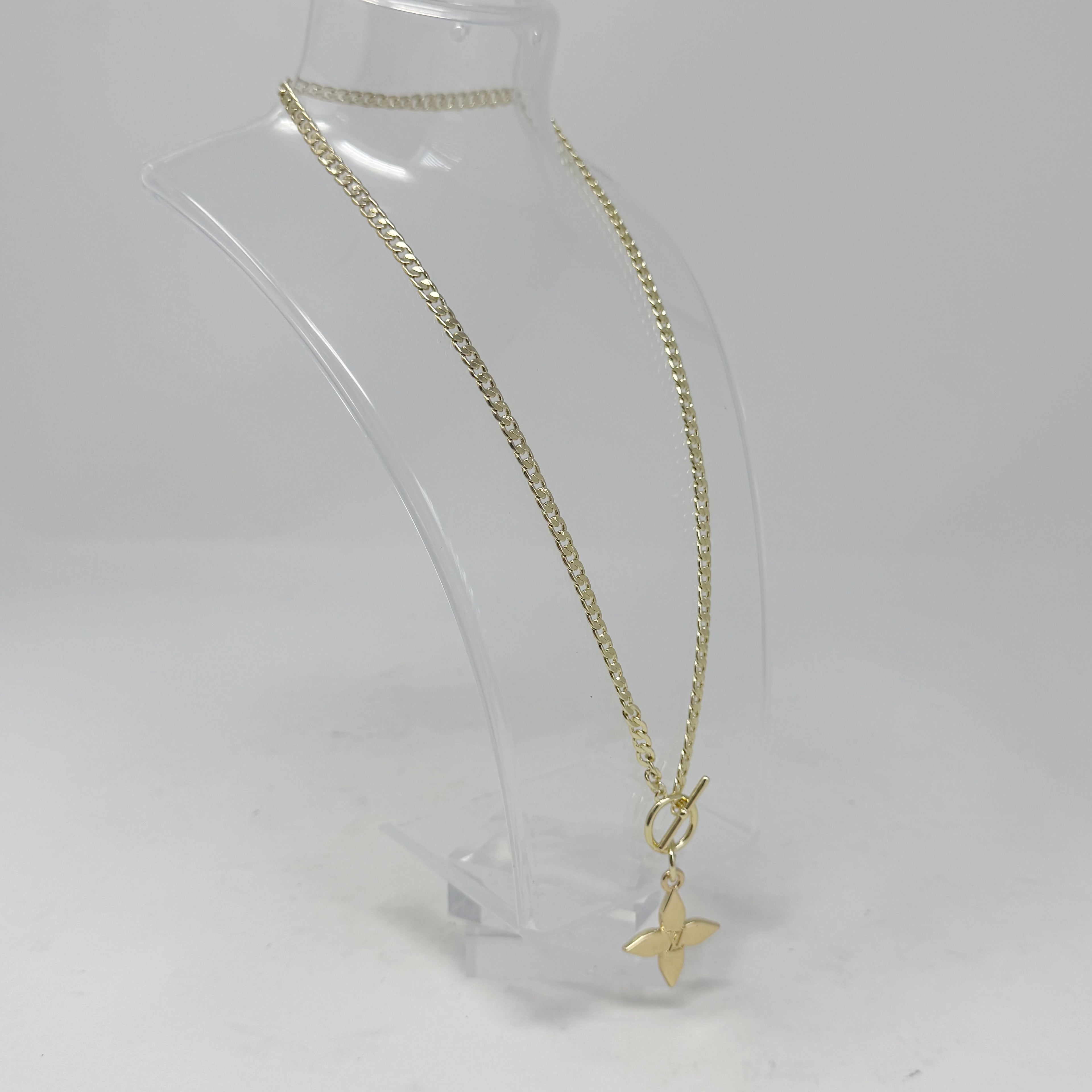 The Fleur Necklace