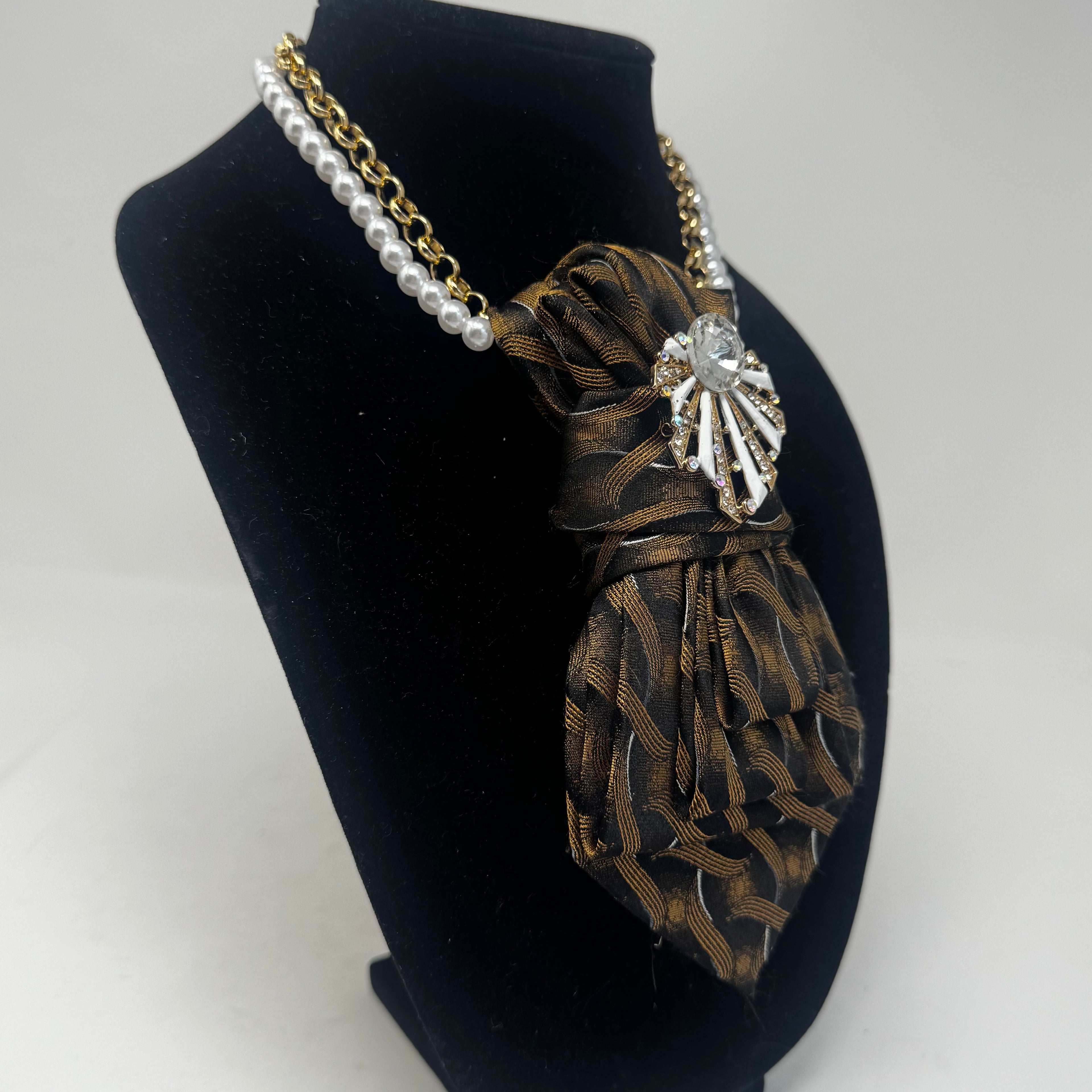 The Maeve Tie Necklace