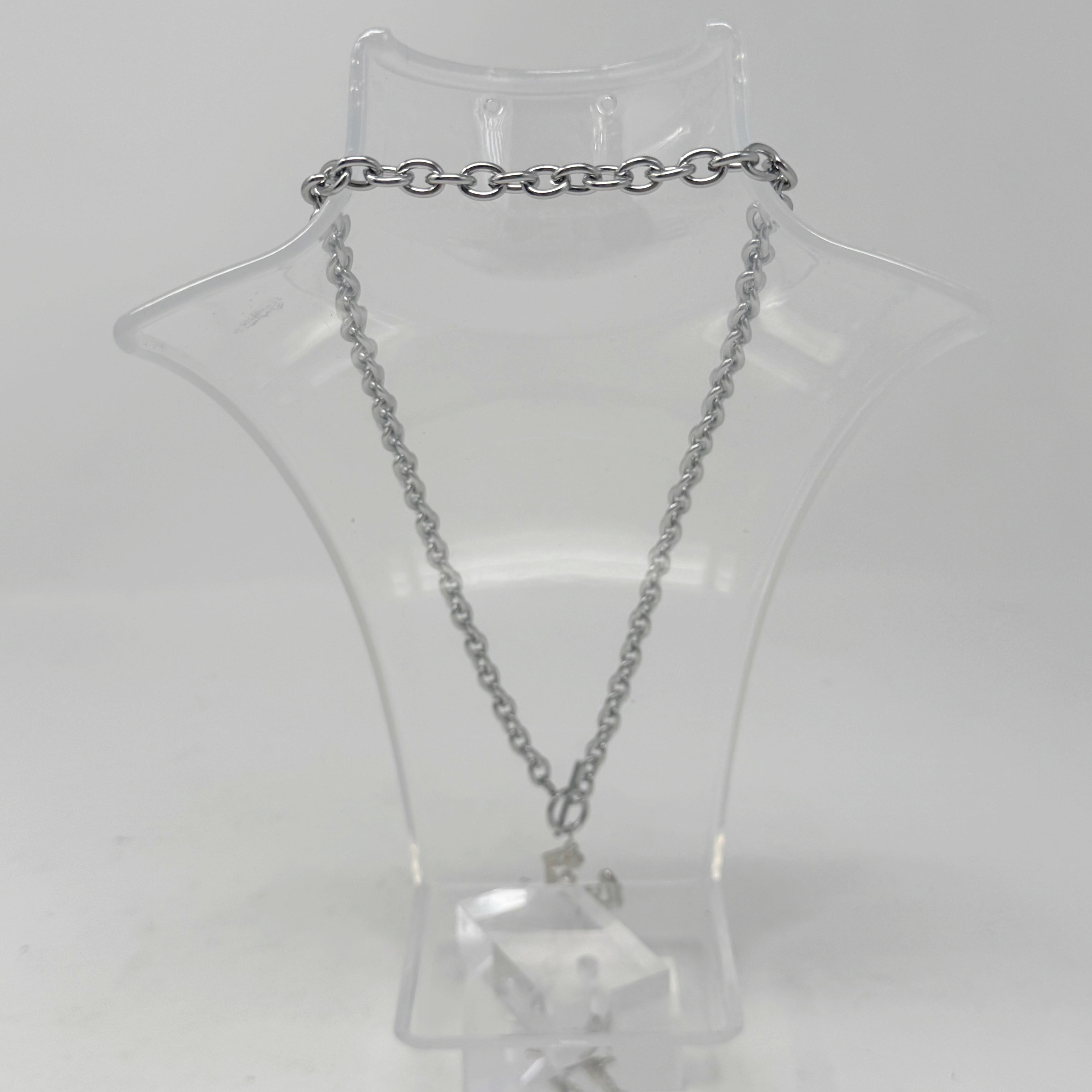The Cebastian Necklace