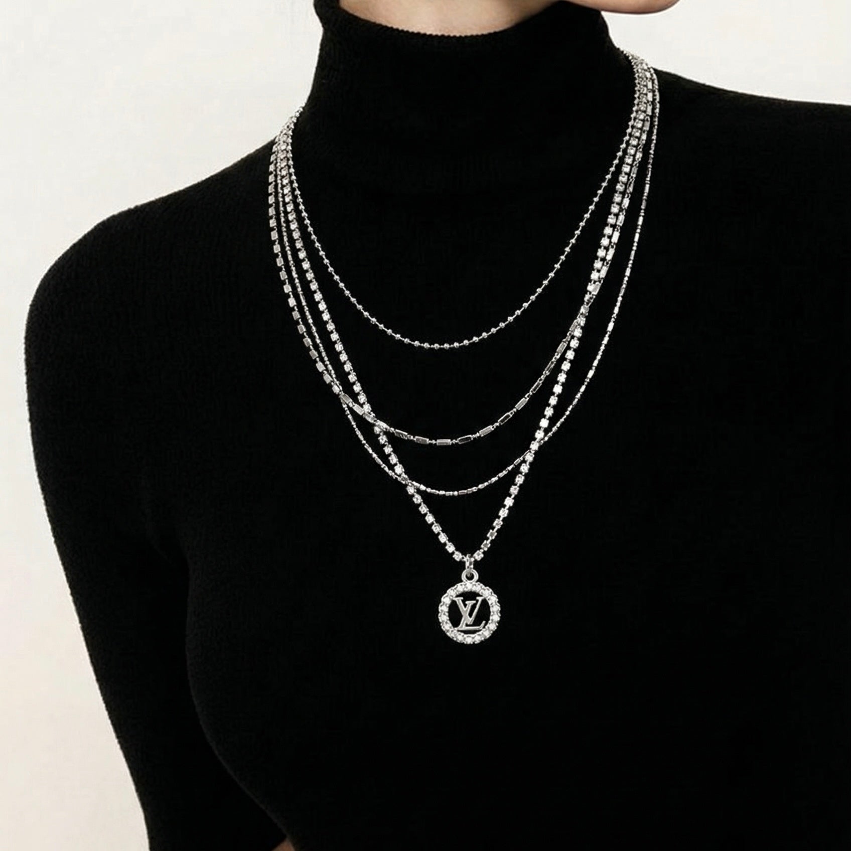 The London Necklace