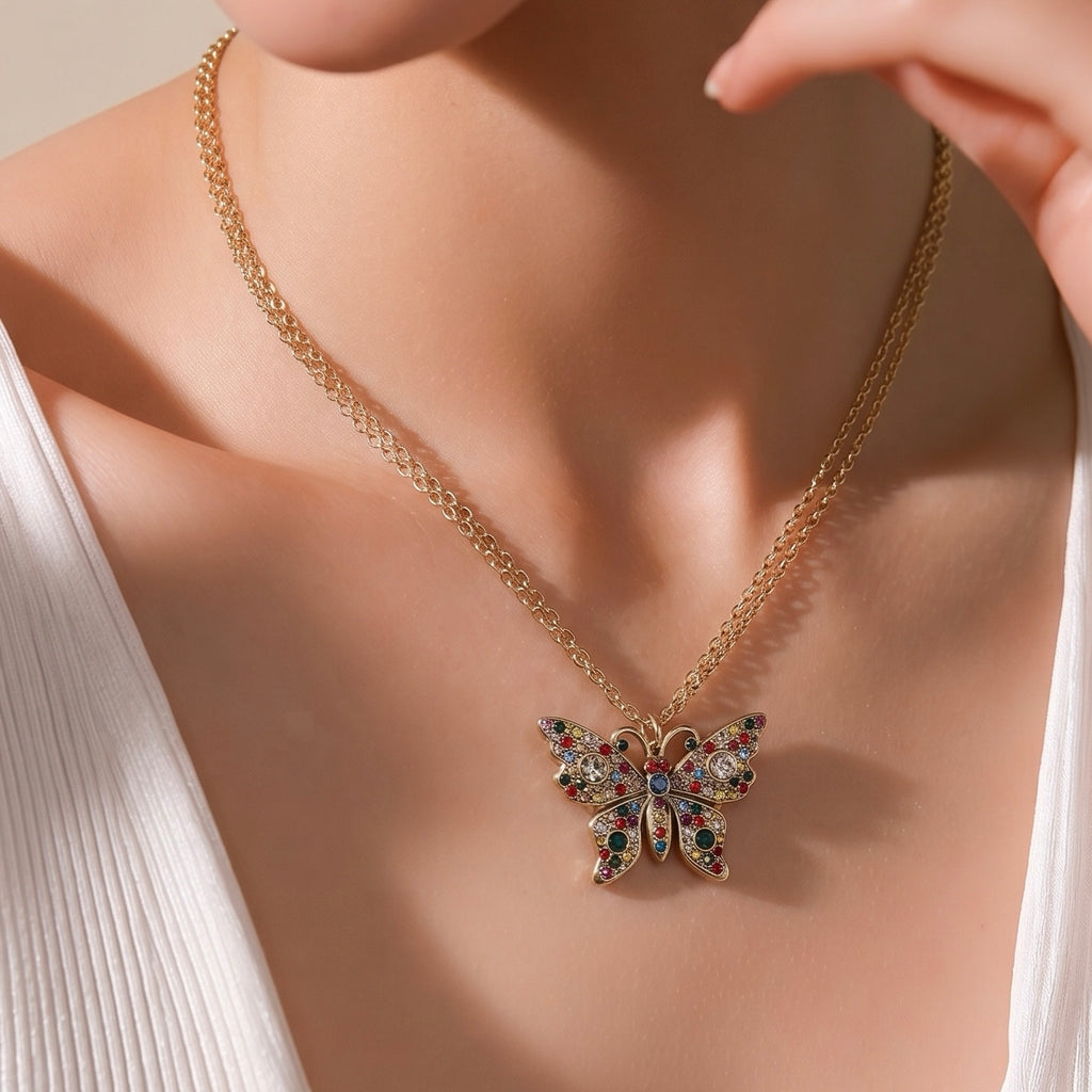 The Glimmer Necklace