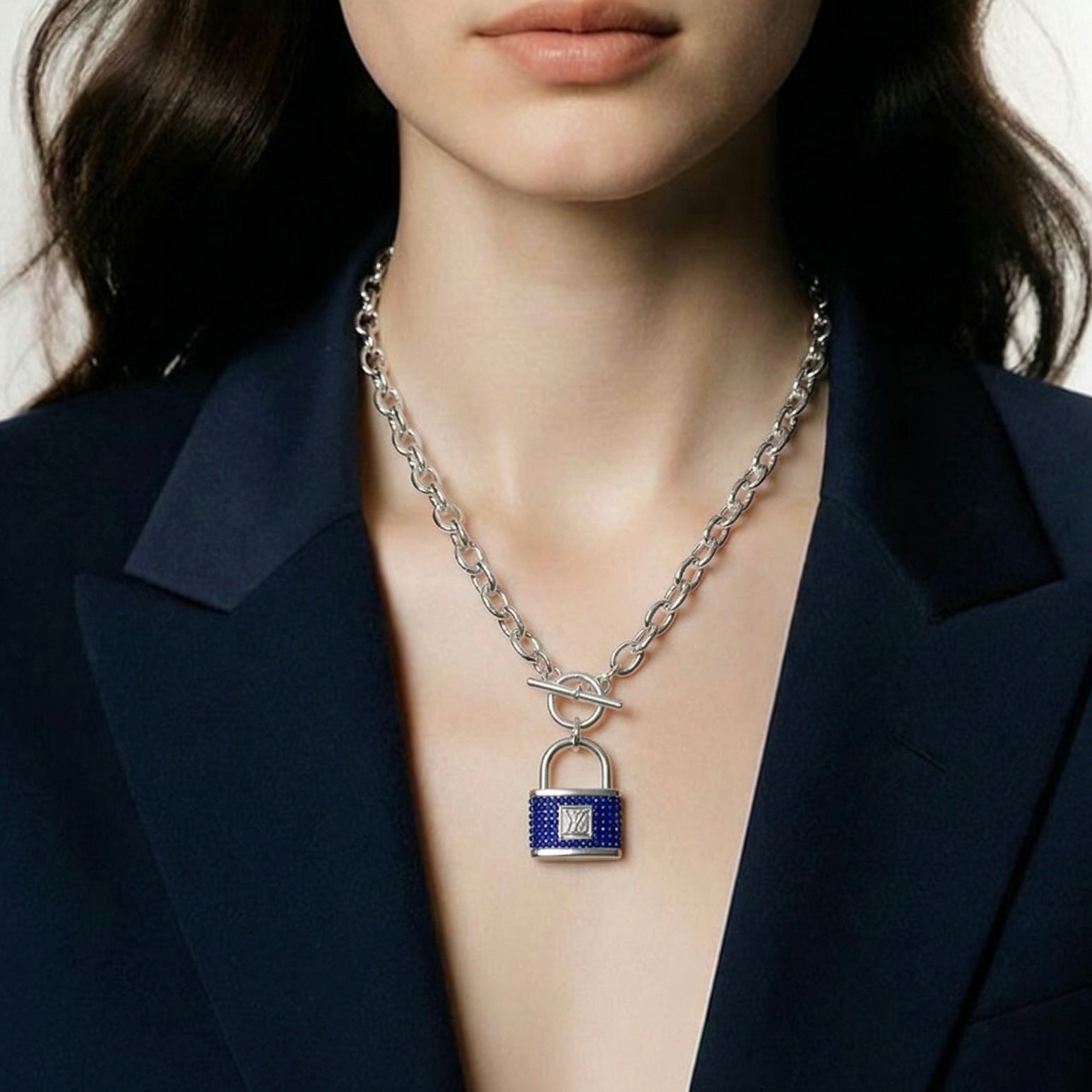 The Larsen Necklace