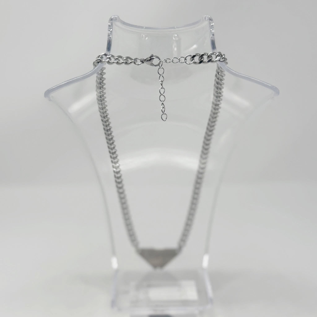 The Plum Necklace