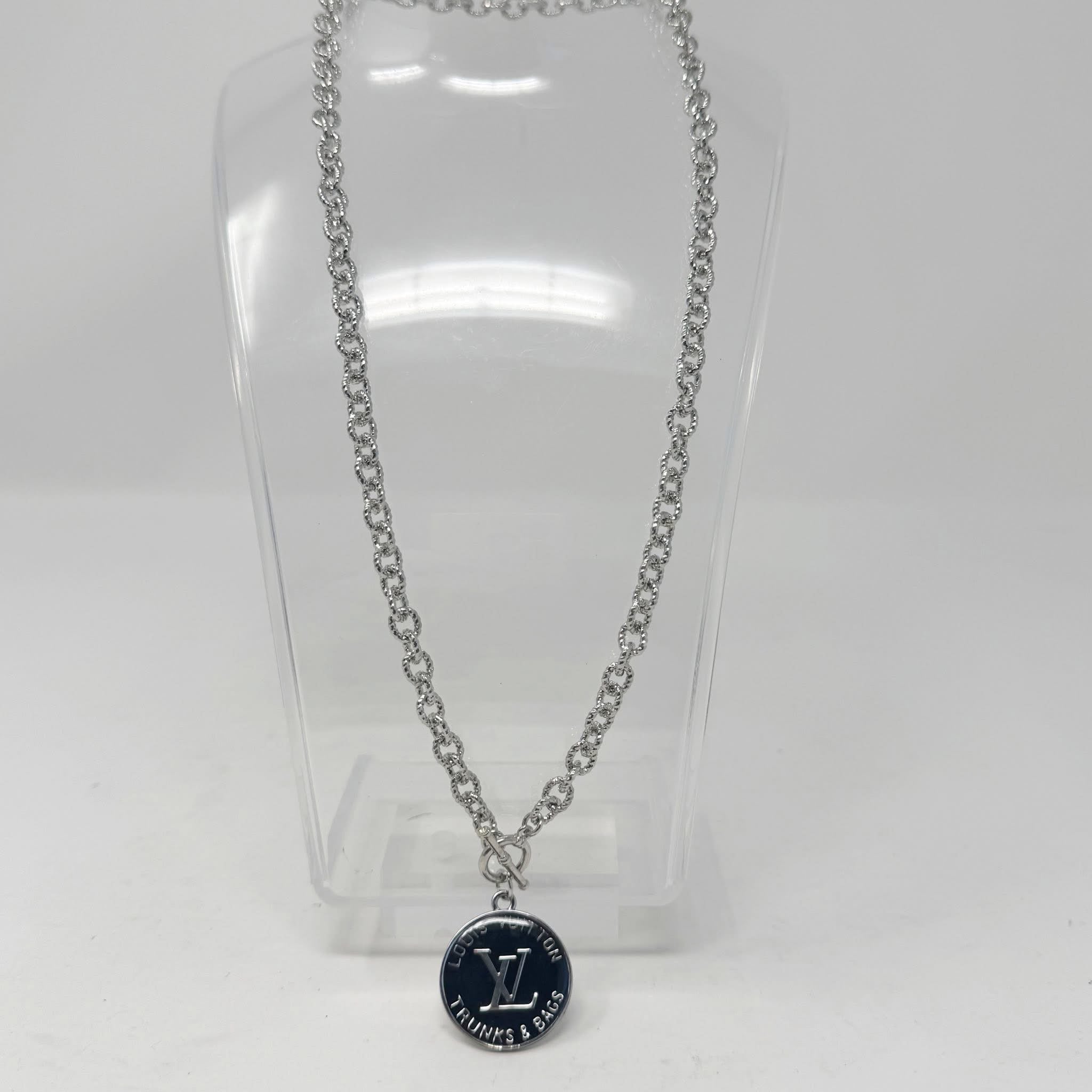 The Liam Necklace