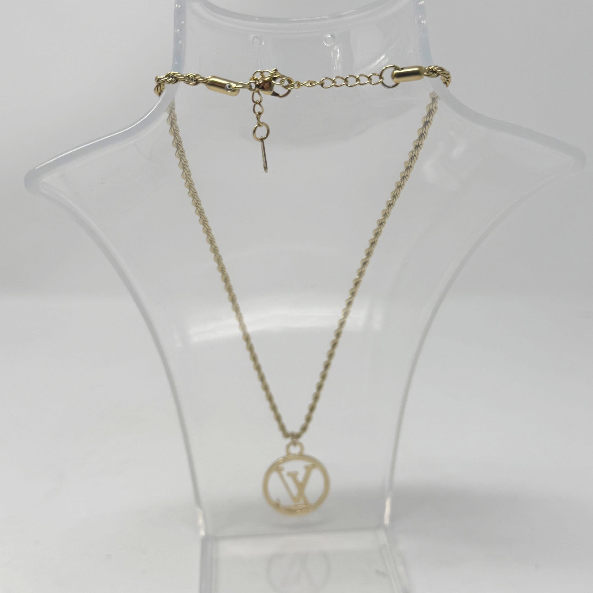 The Lola Necklace