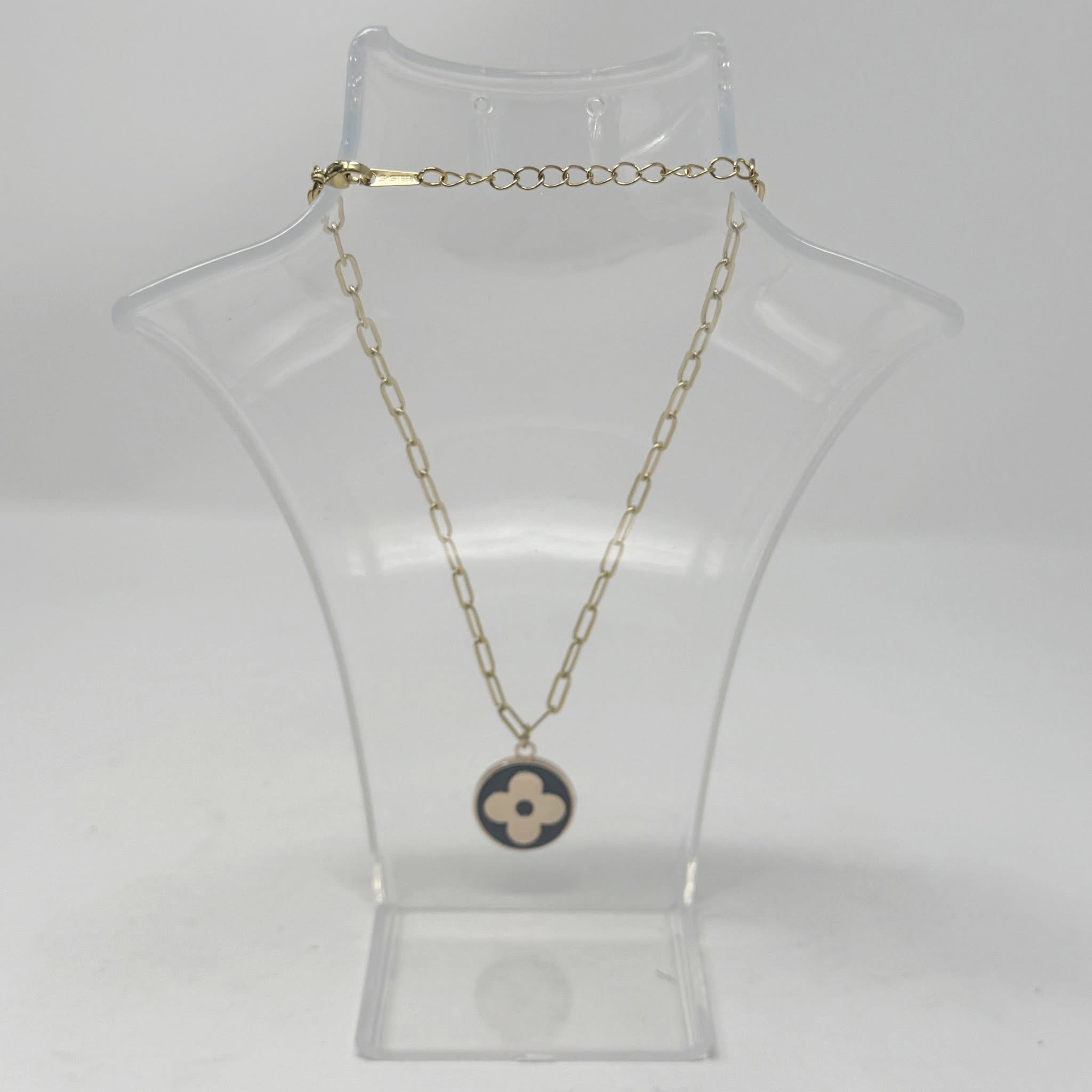 The Lyan Necklace