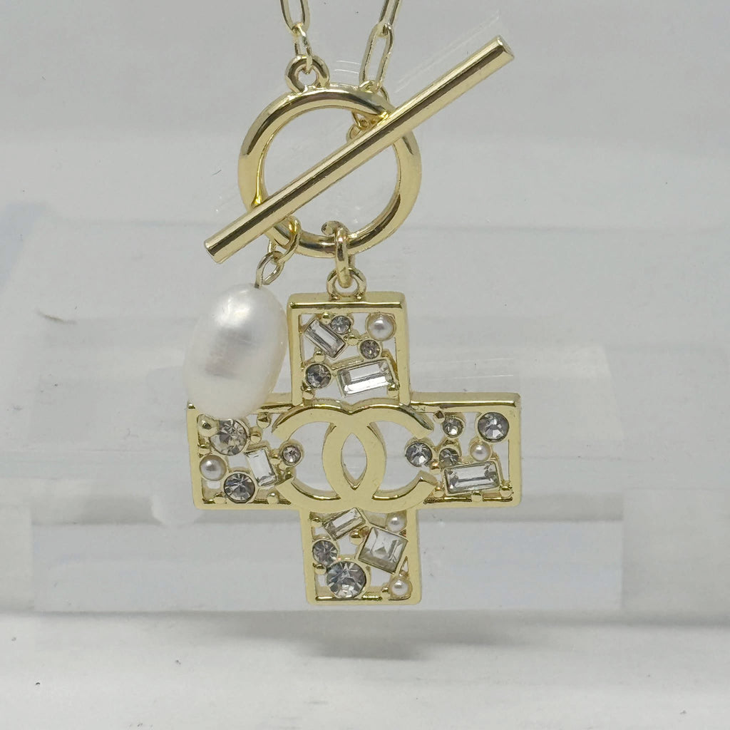The Cross Necklace