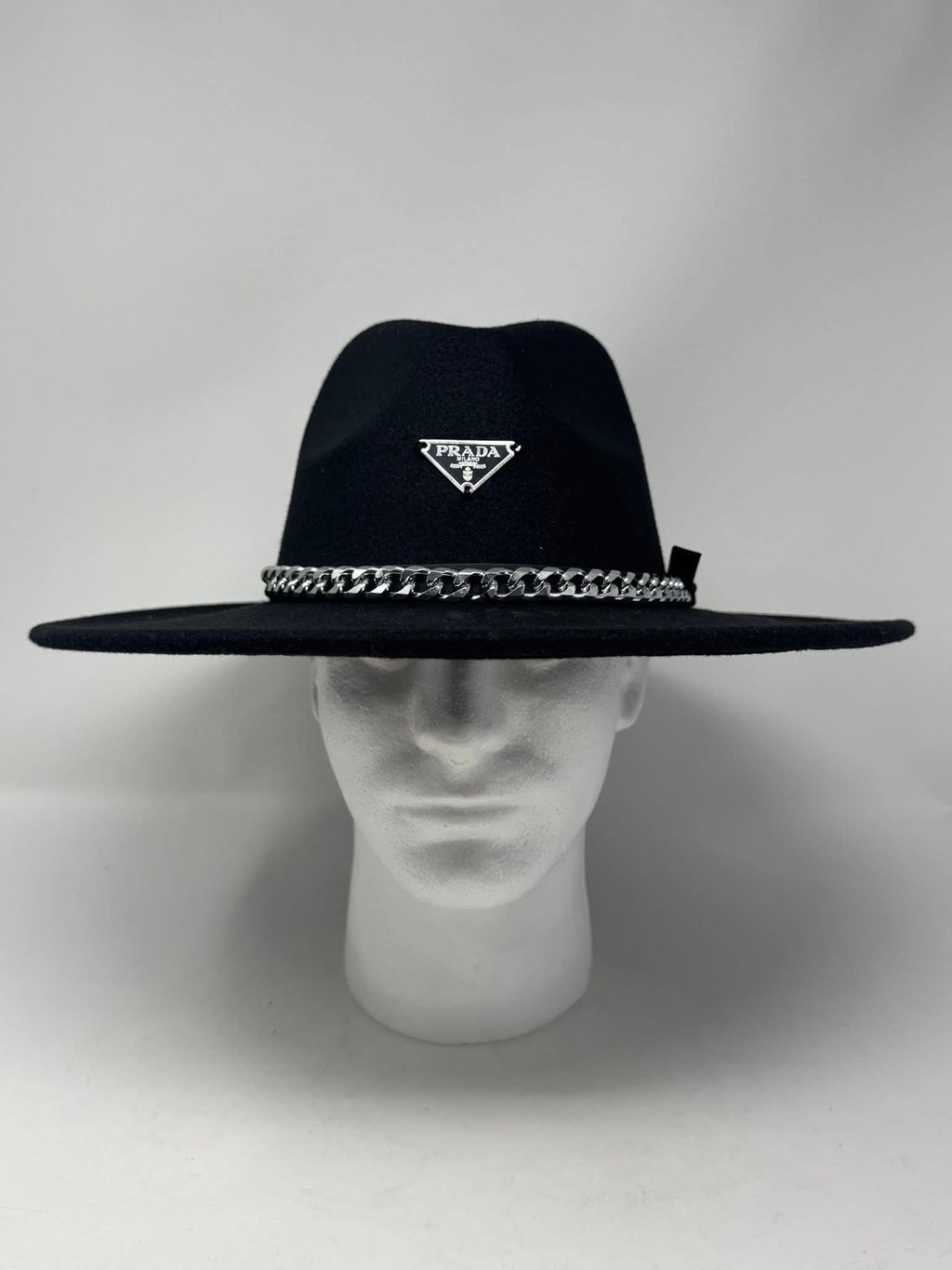 The Parisa Hat