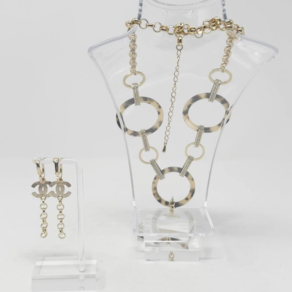 The Cyne Set