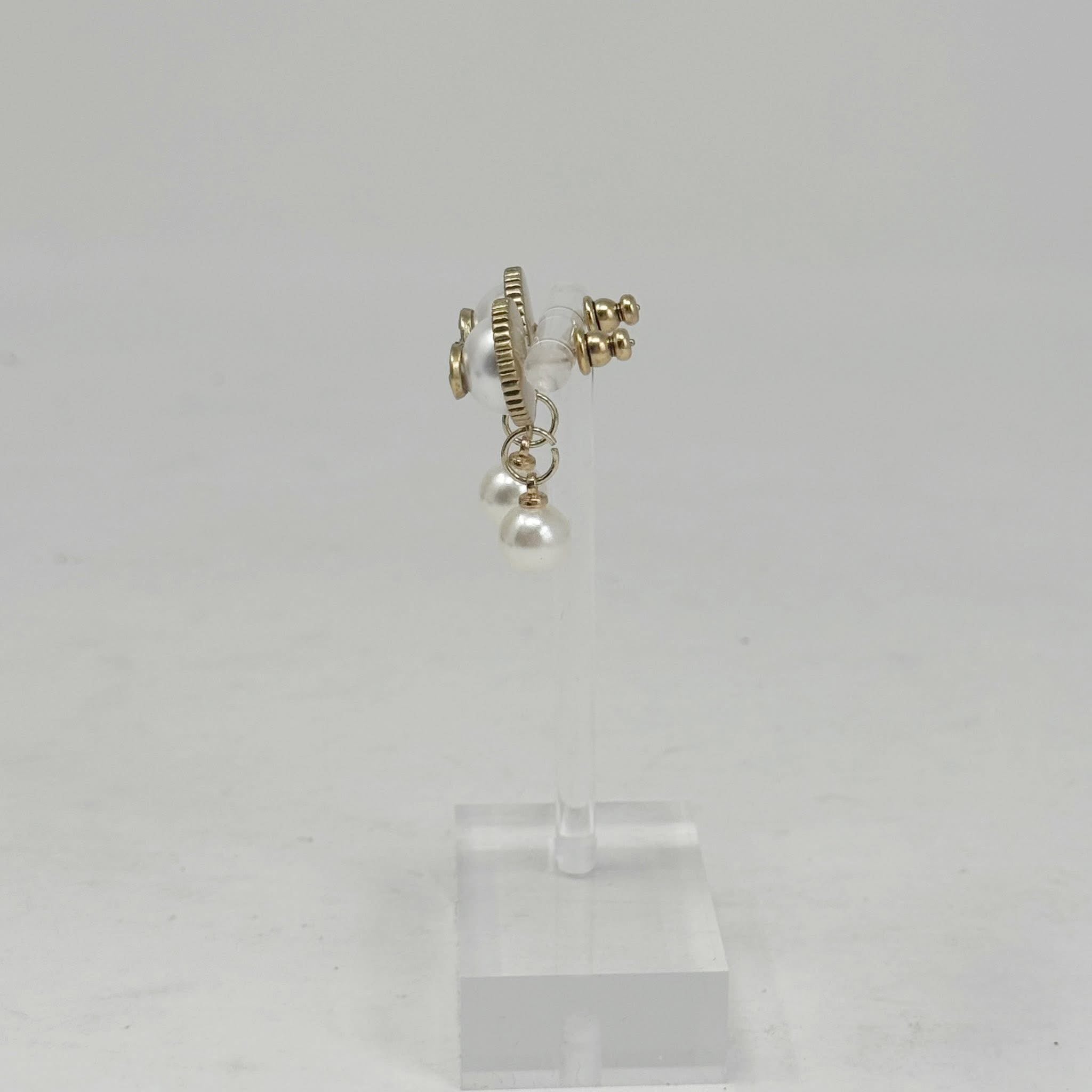 The Gadot Earrings