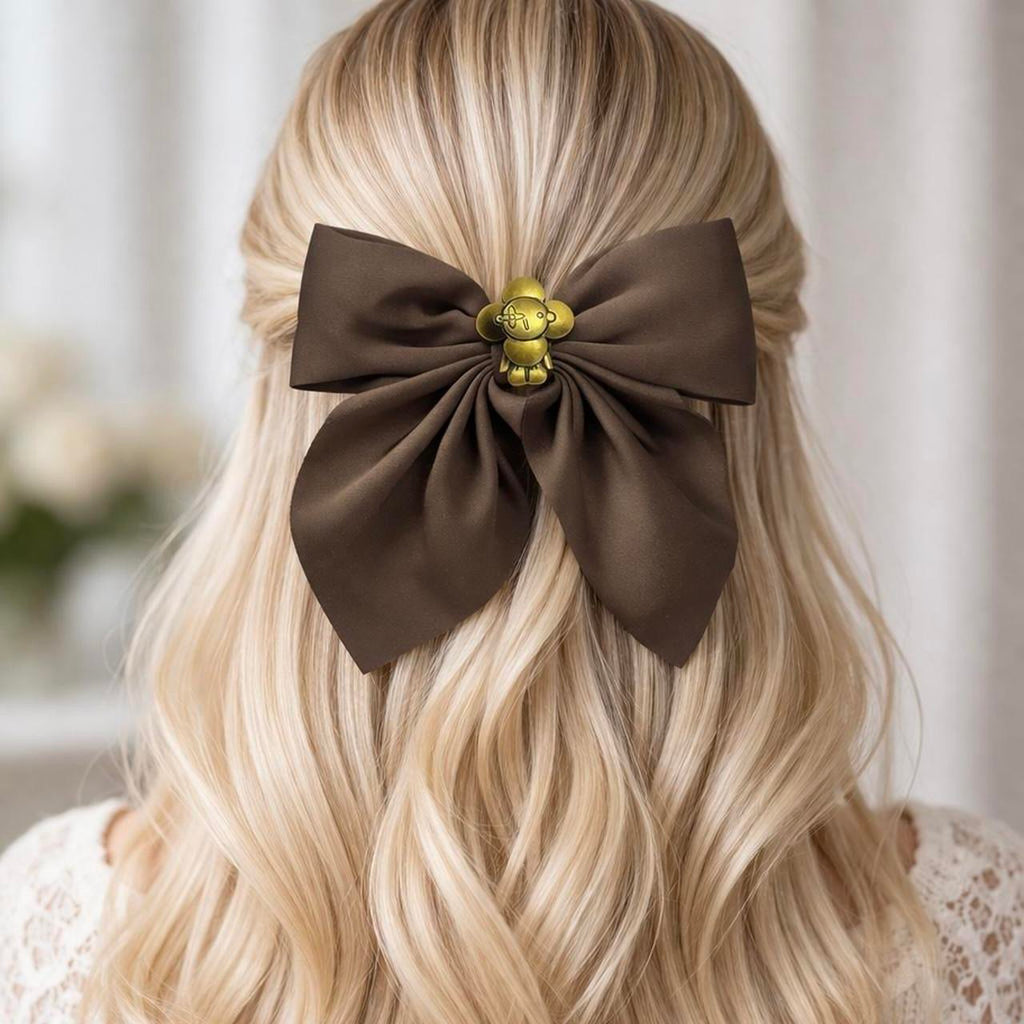 The QT Pie Hair Bow