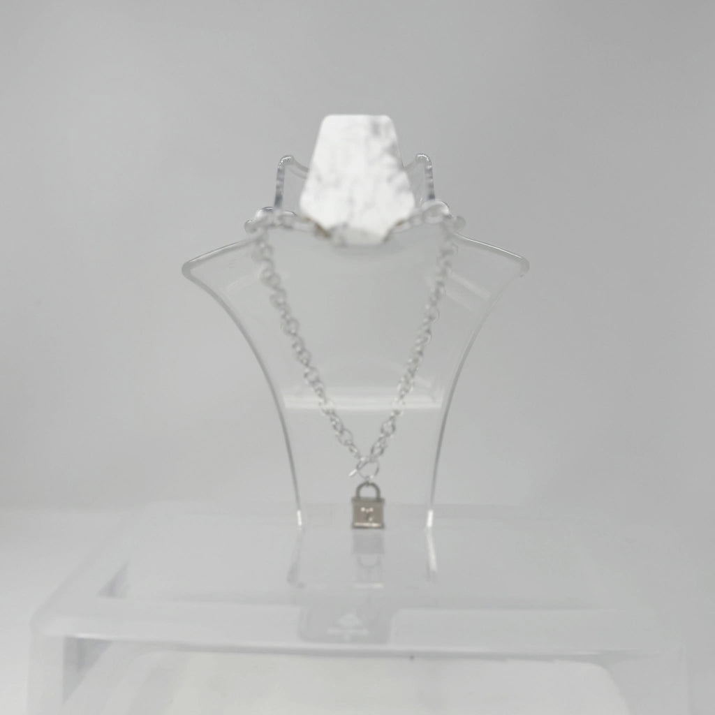 The Lock-It Necklace