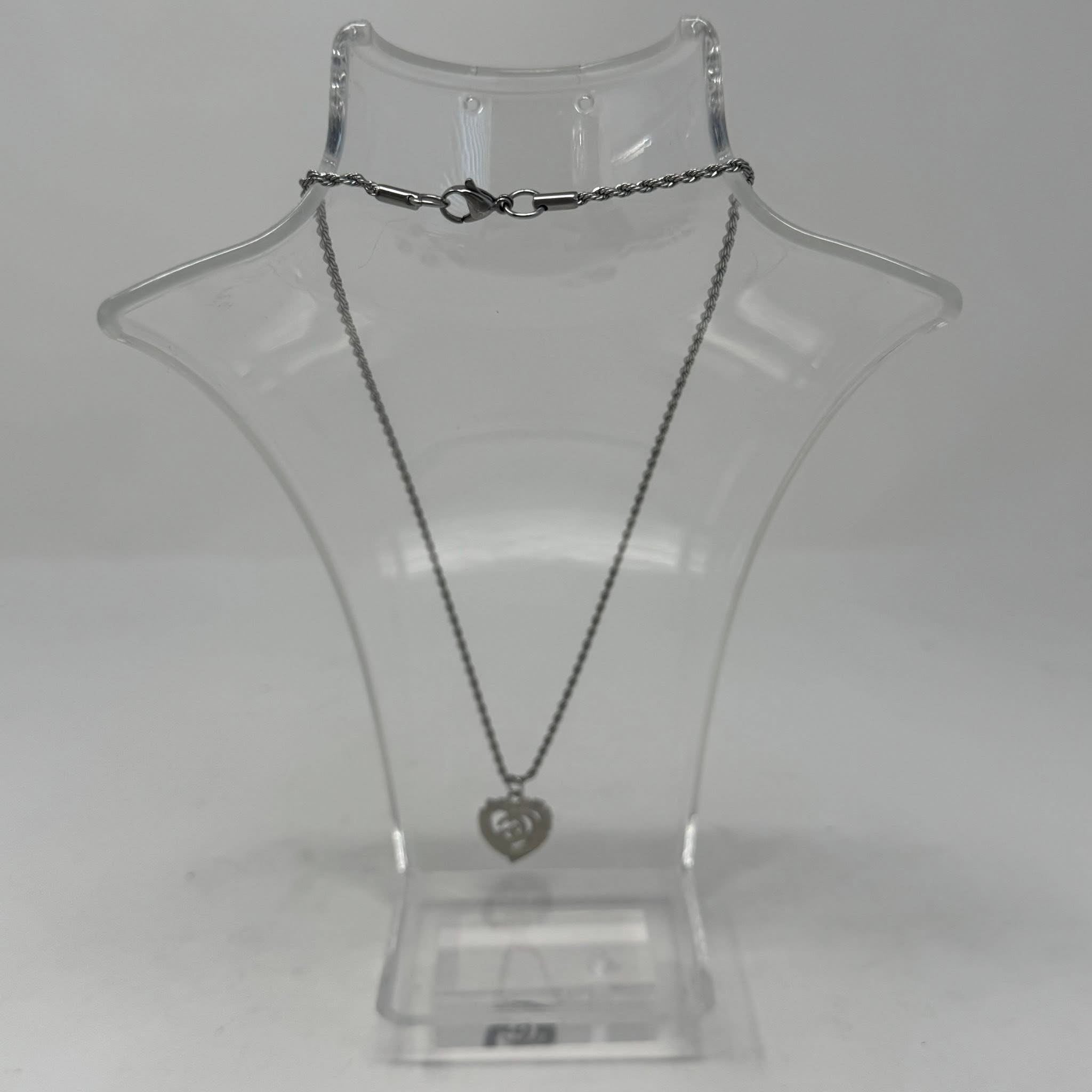 The Heartthrob Necklace