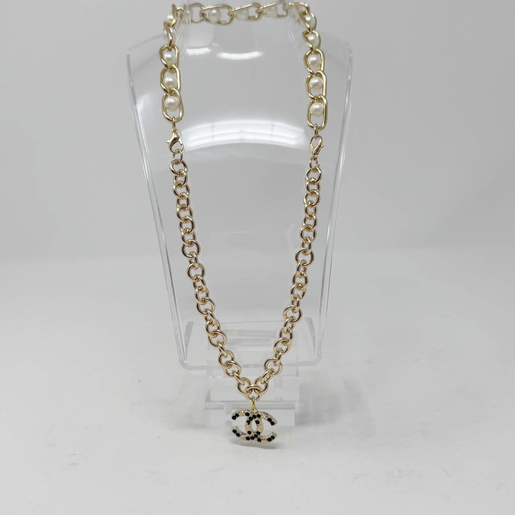 The Christa Necklace