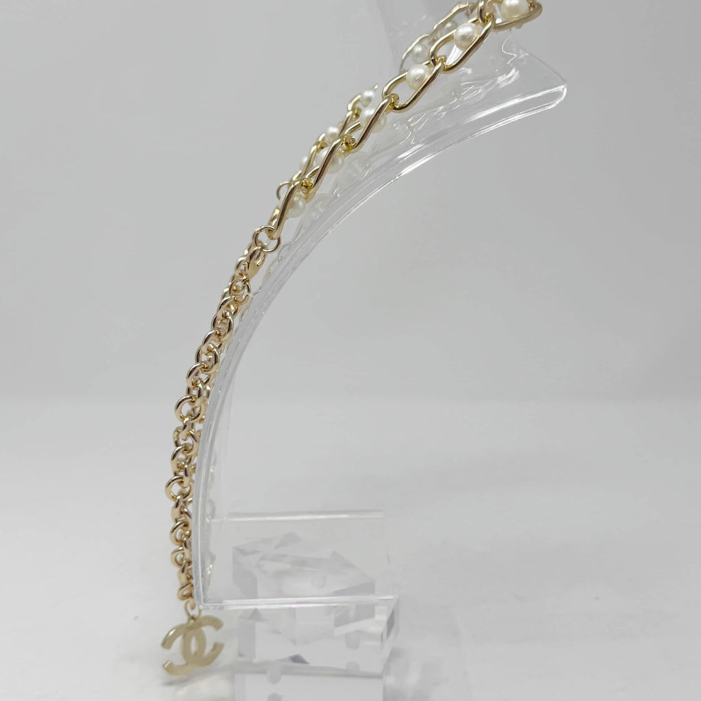 The Christa Necklace