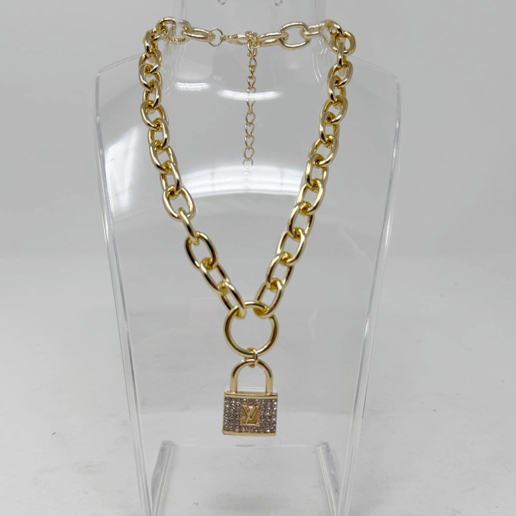 The Lochlin Necklace