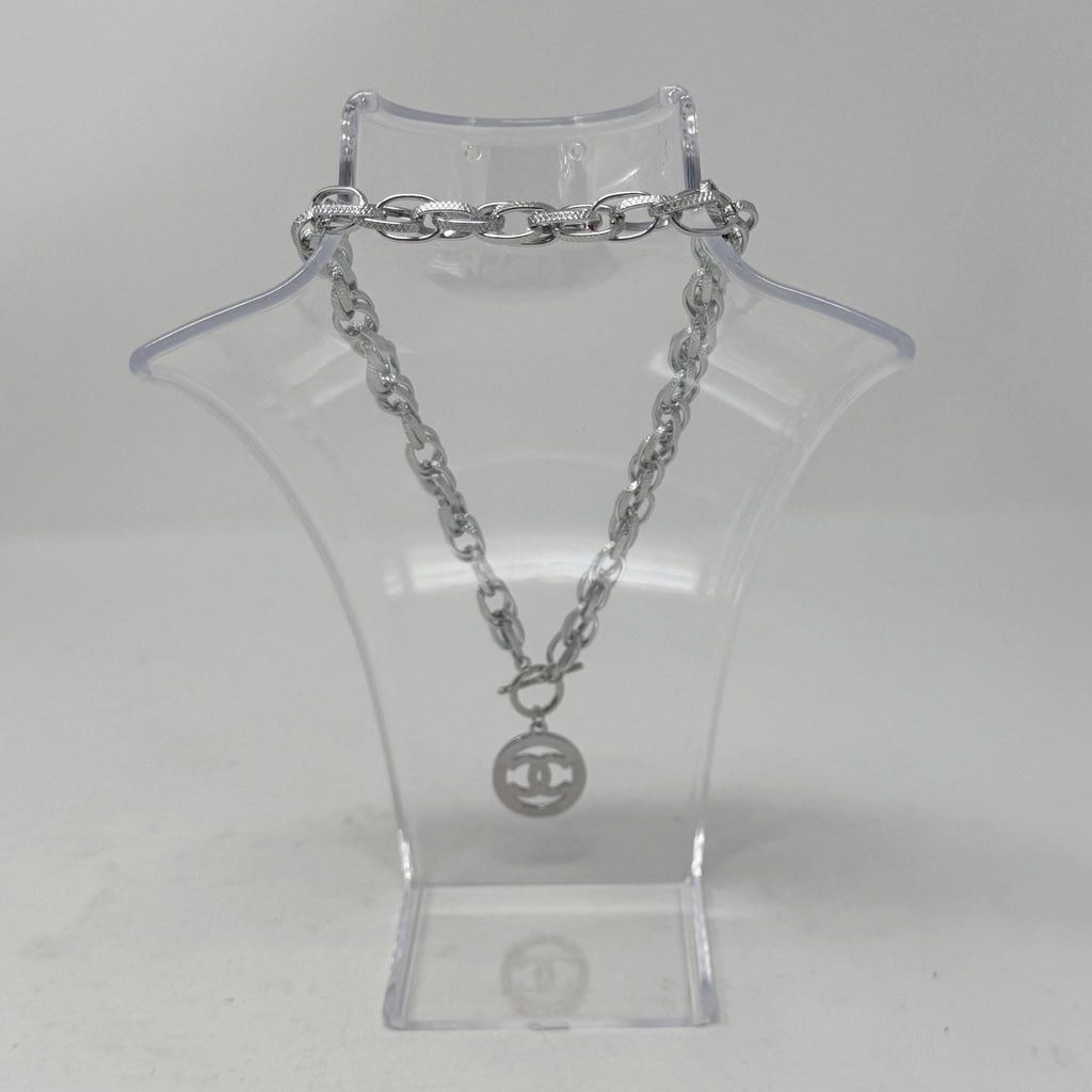 The Carla Necklace