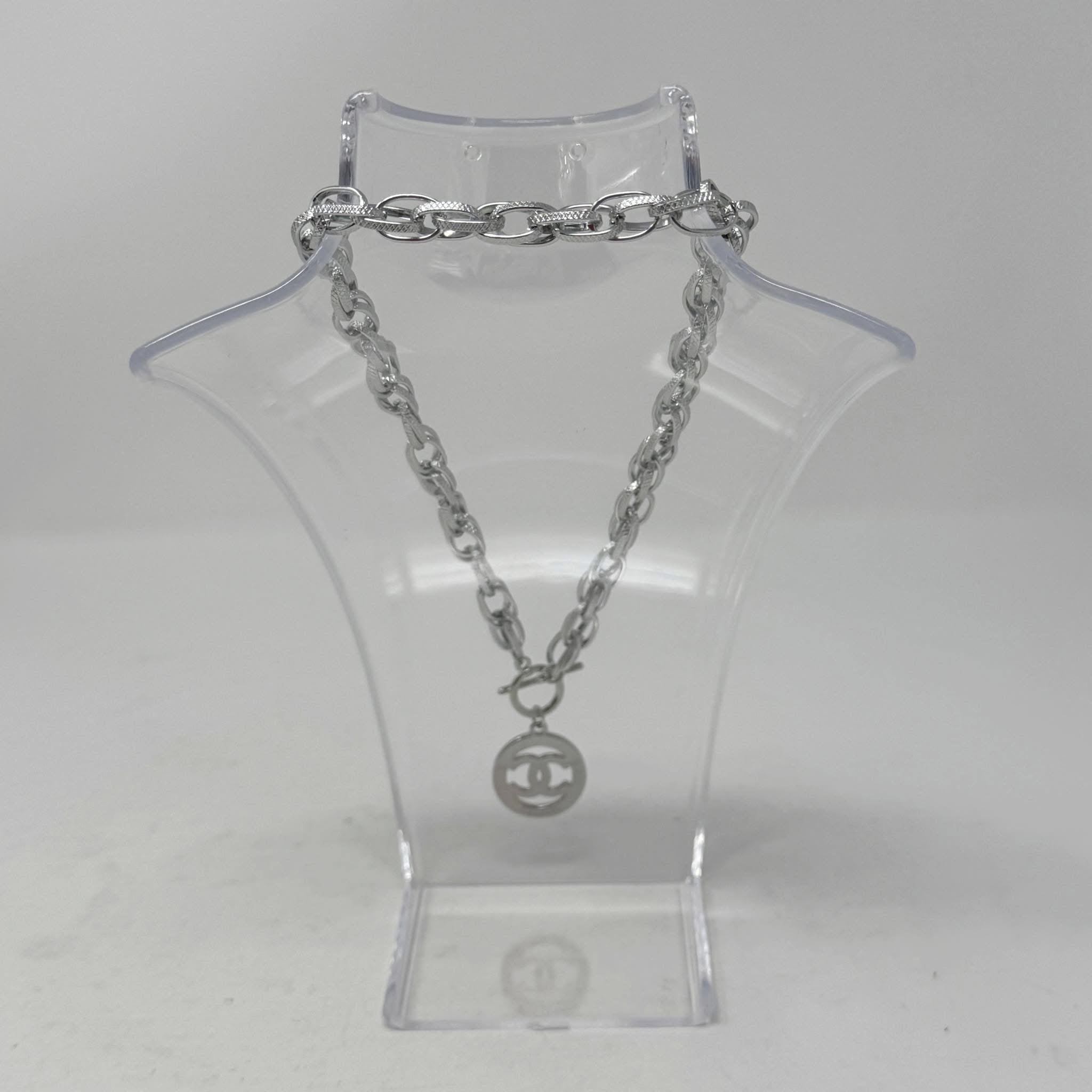 The Carla Necklace