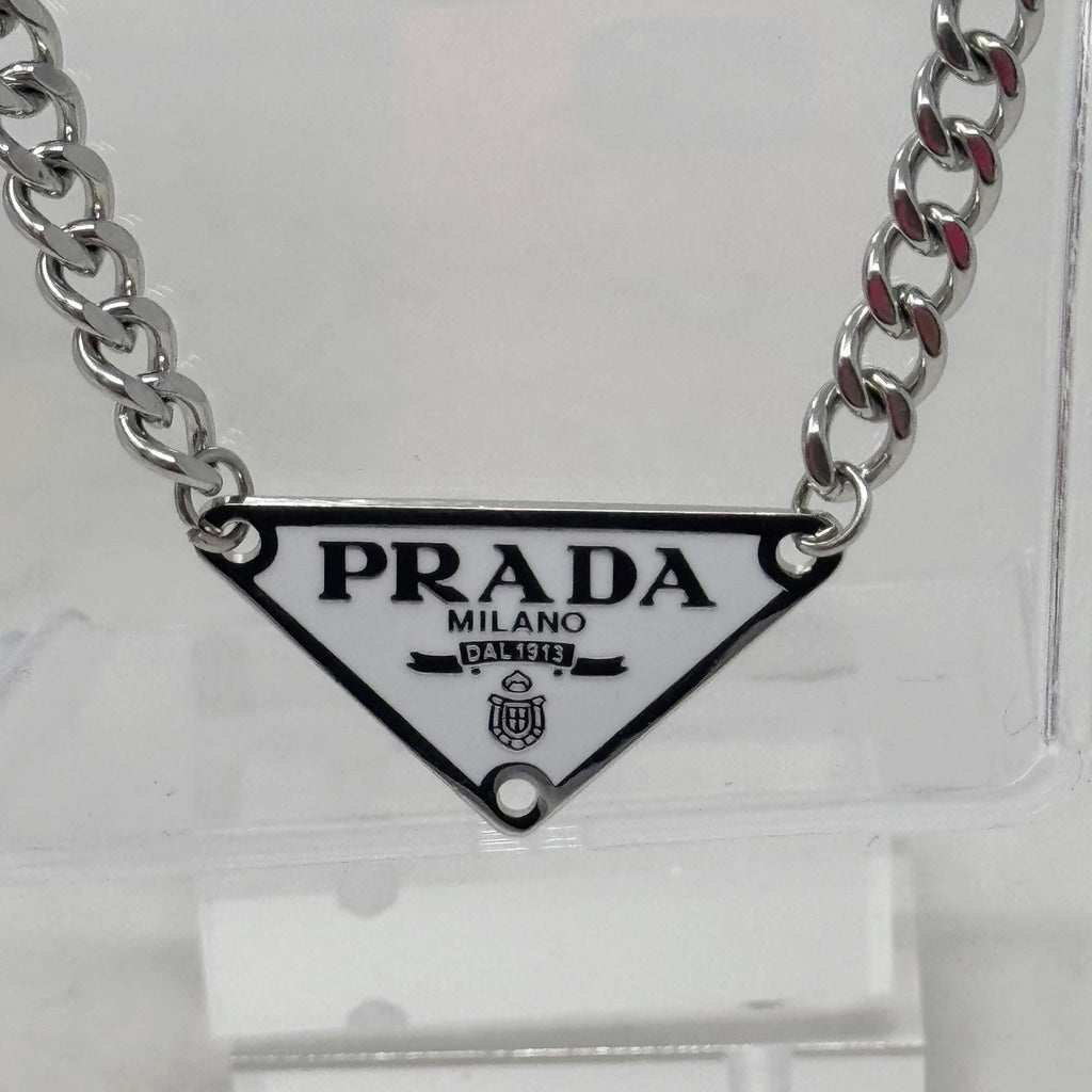 The Poppi Necklace