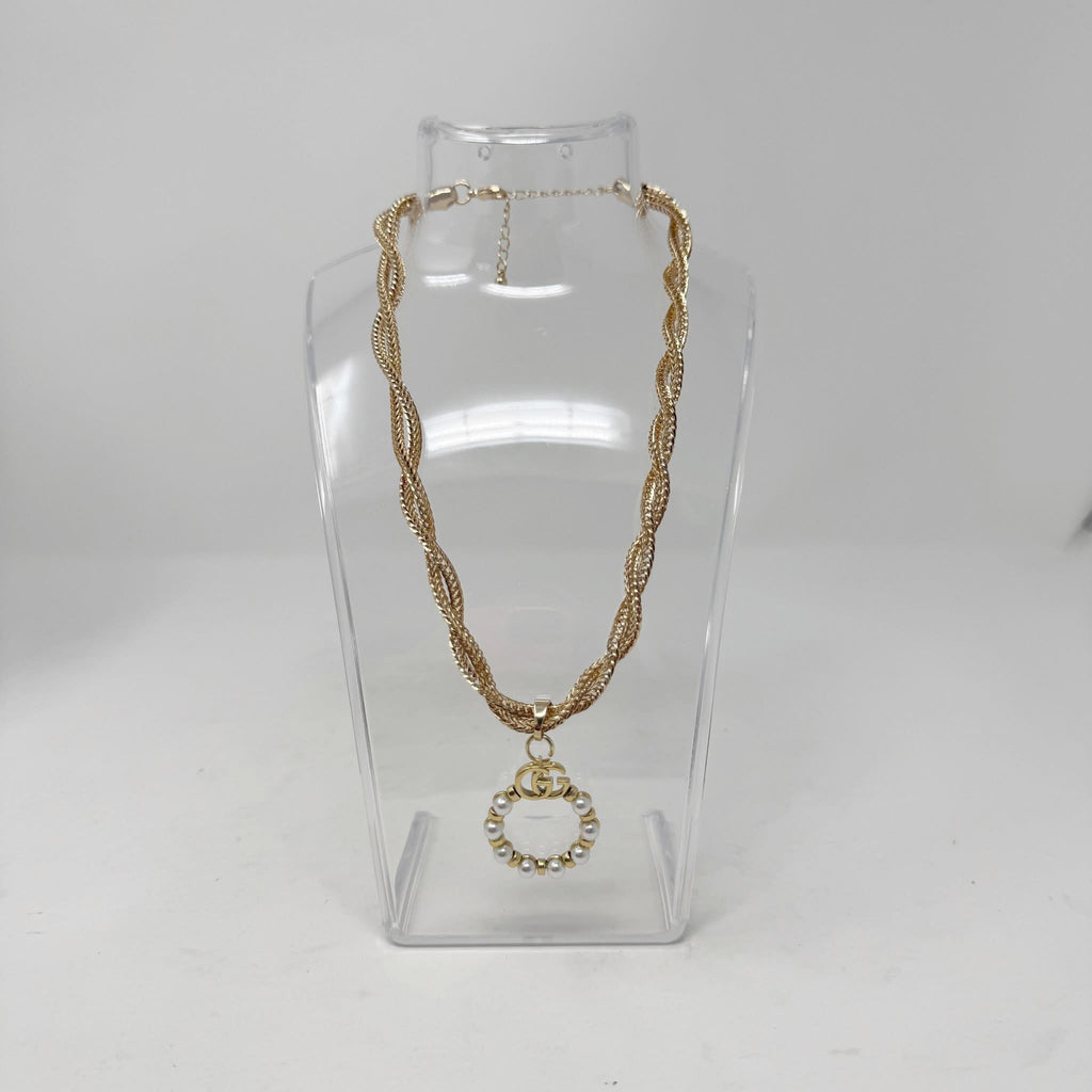 The Gloria Necklace